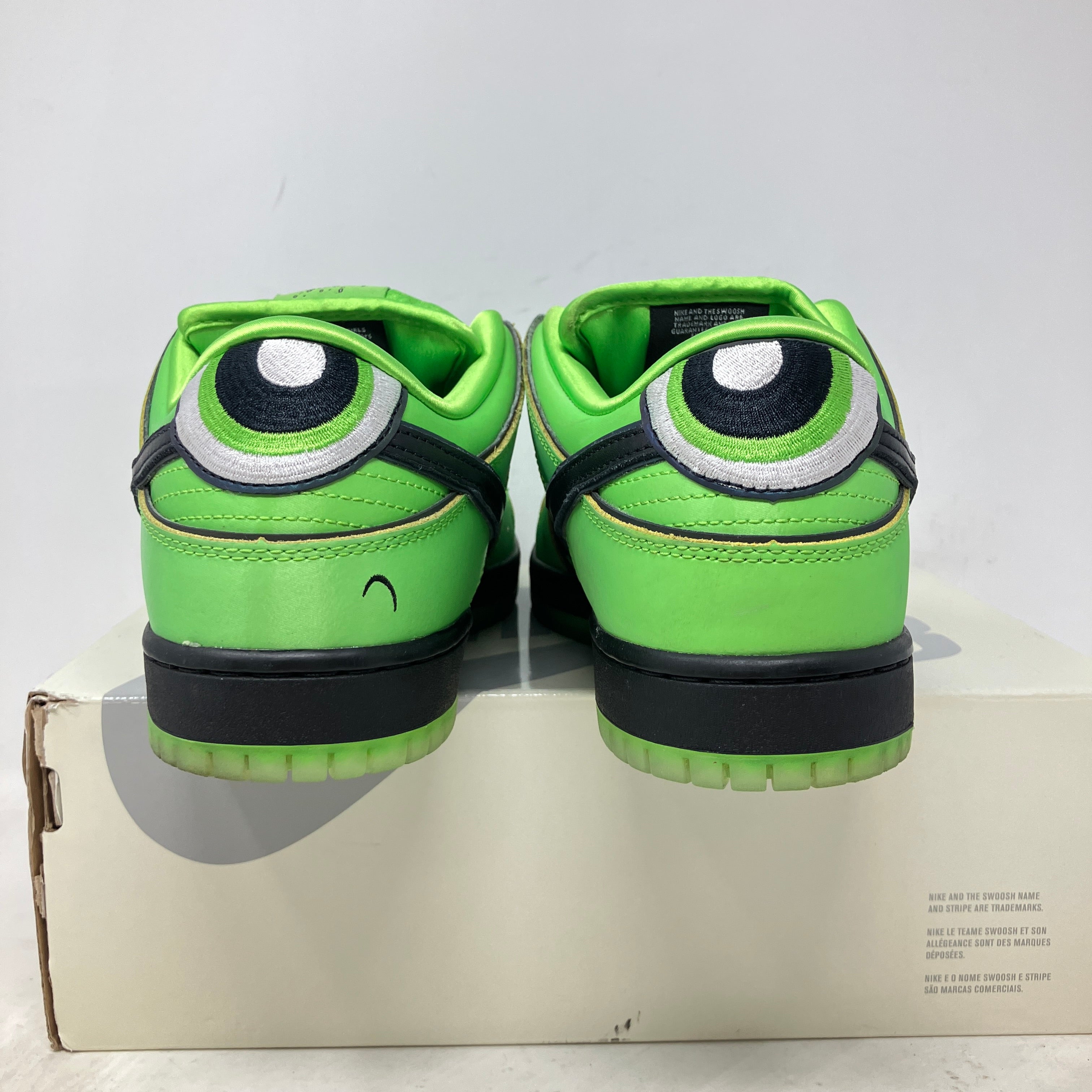 Nike SB Dunk Low The Powerpuff Girls Buttercup