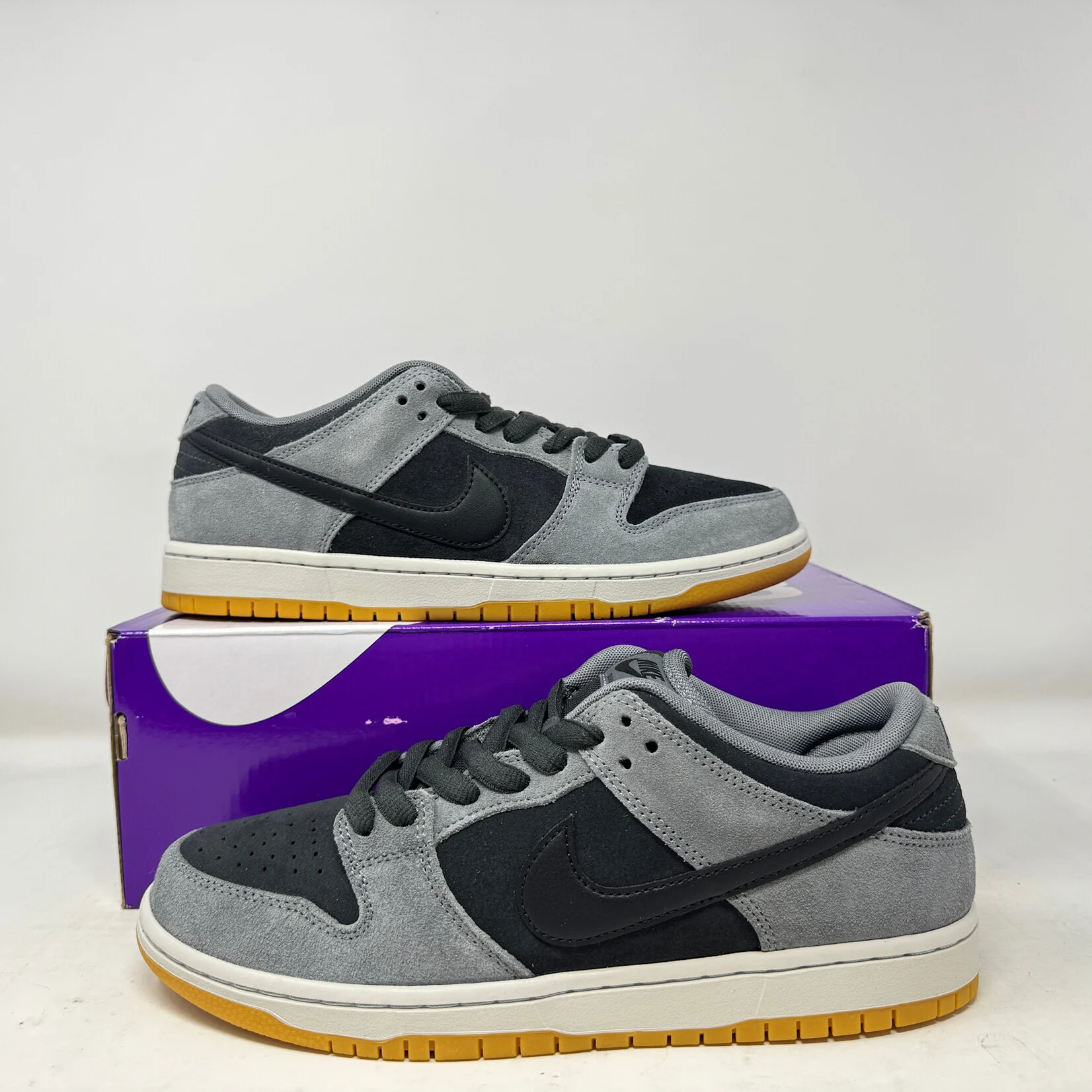 Nike SB Dunk Low Dark Smoke Grey