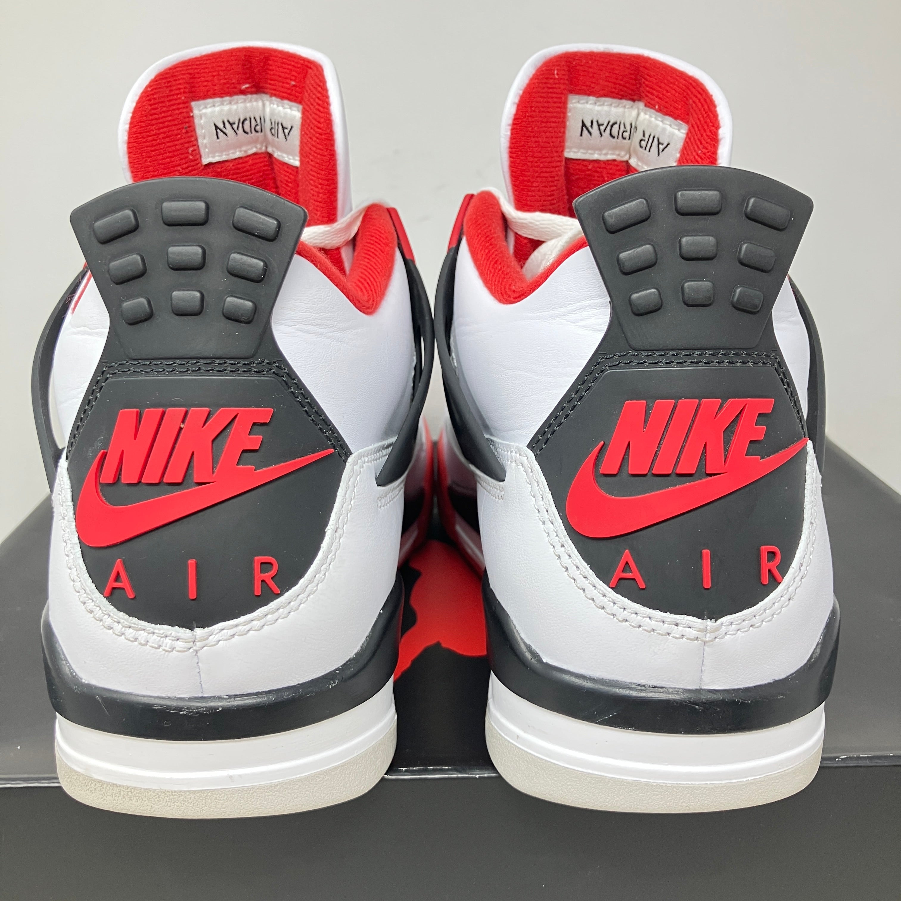 Jordan 4 Retro Fire Red (2020)