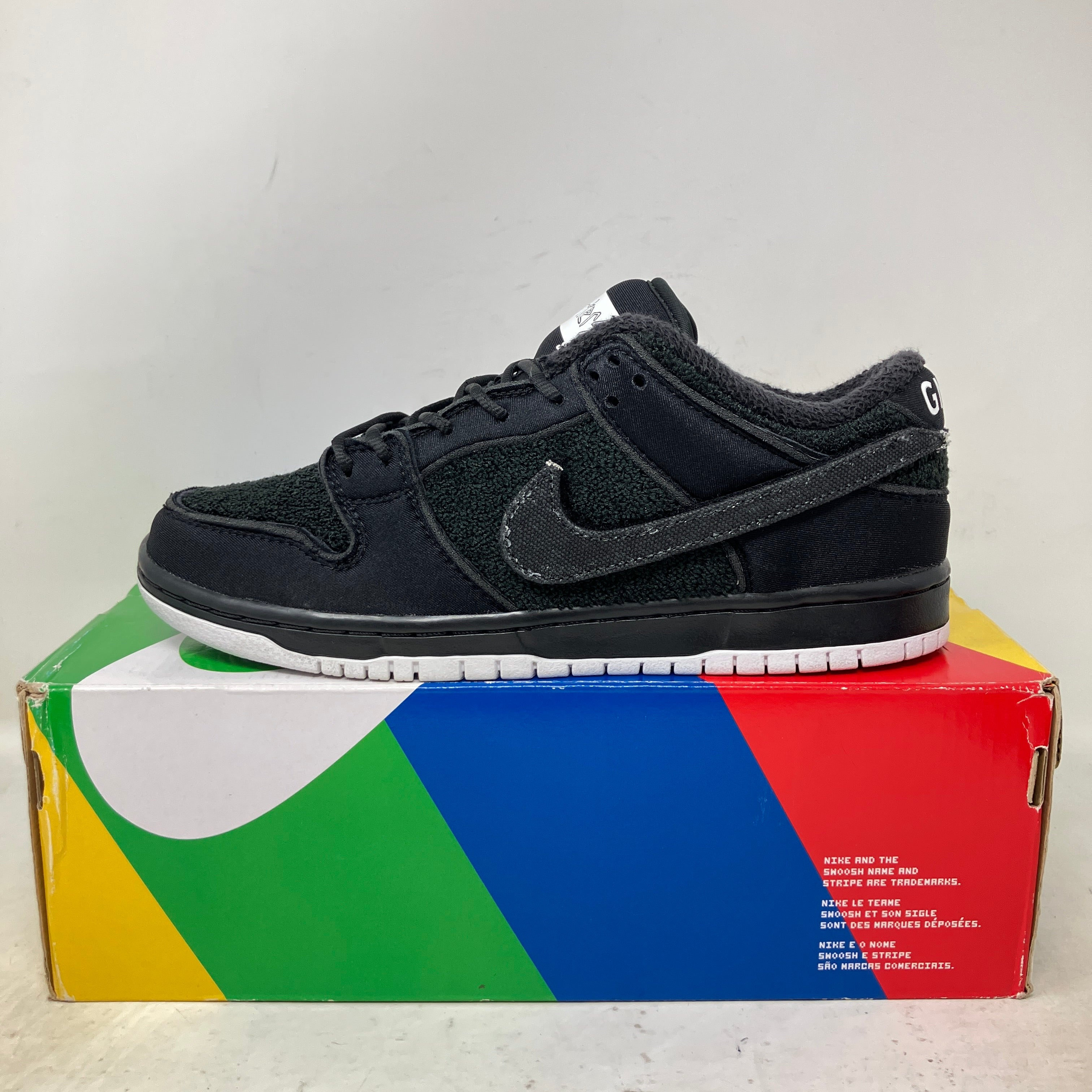 Nike SB Dunk Low Gnarhunters