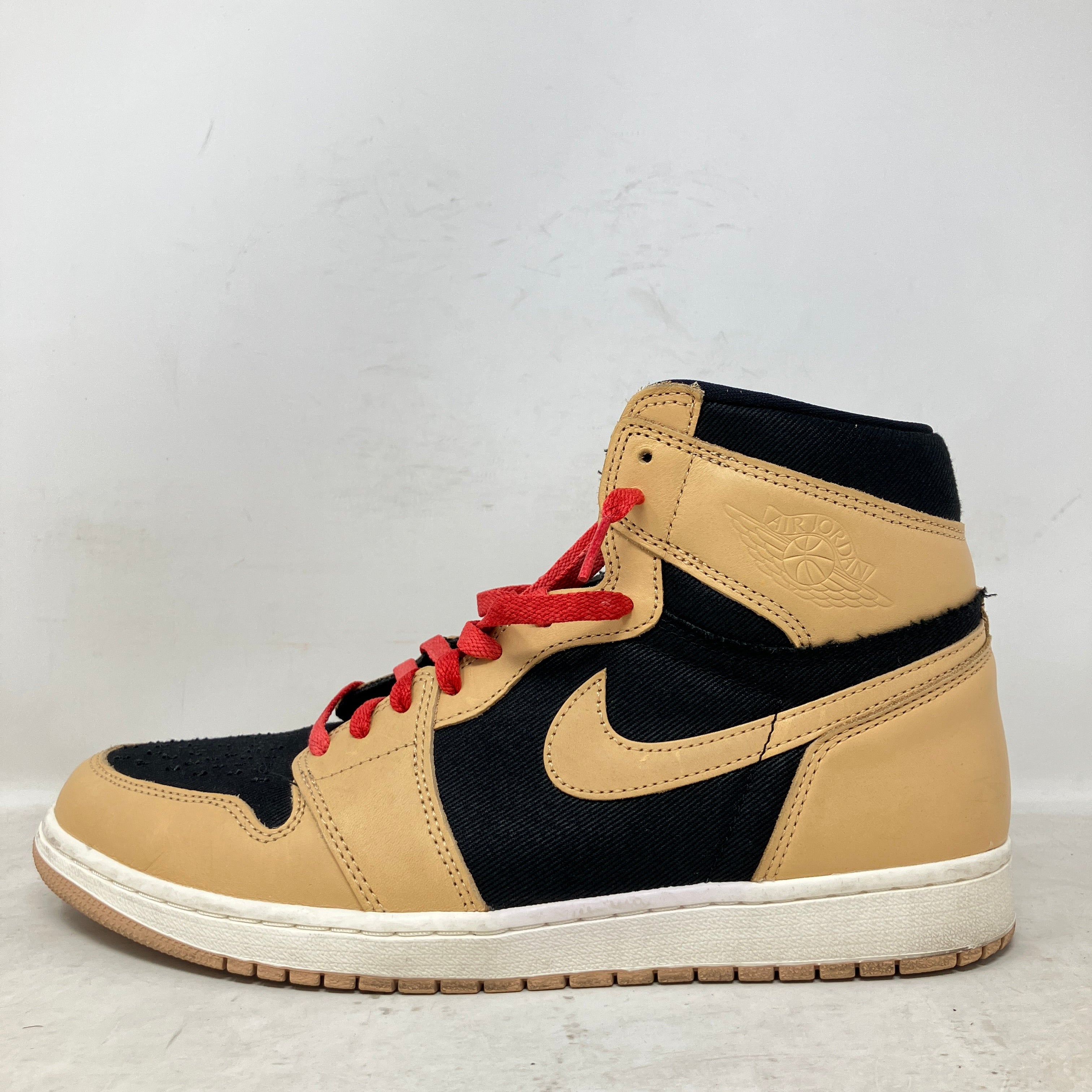 Jordan 1 Retro High OG Heirloom