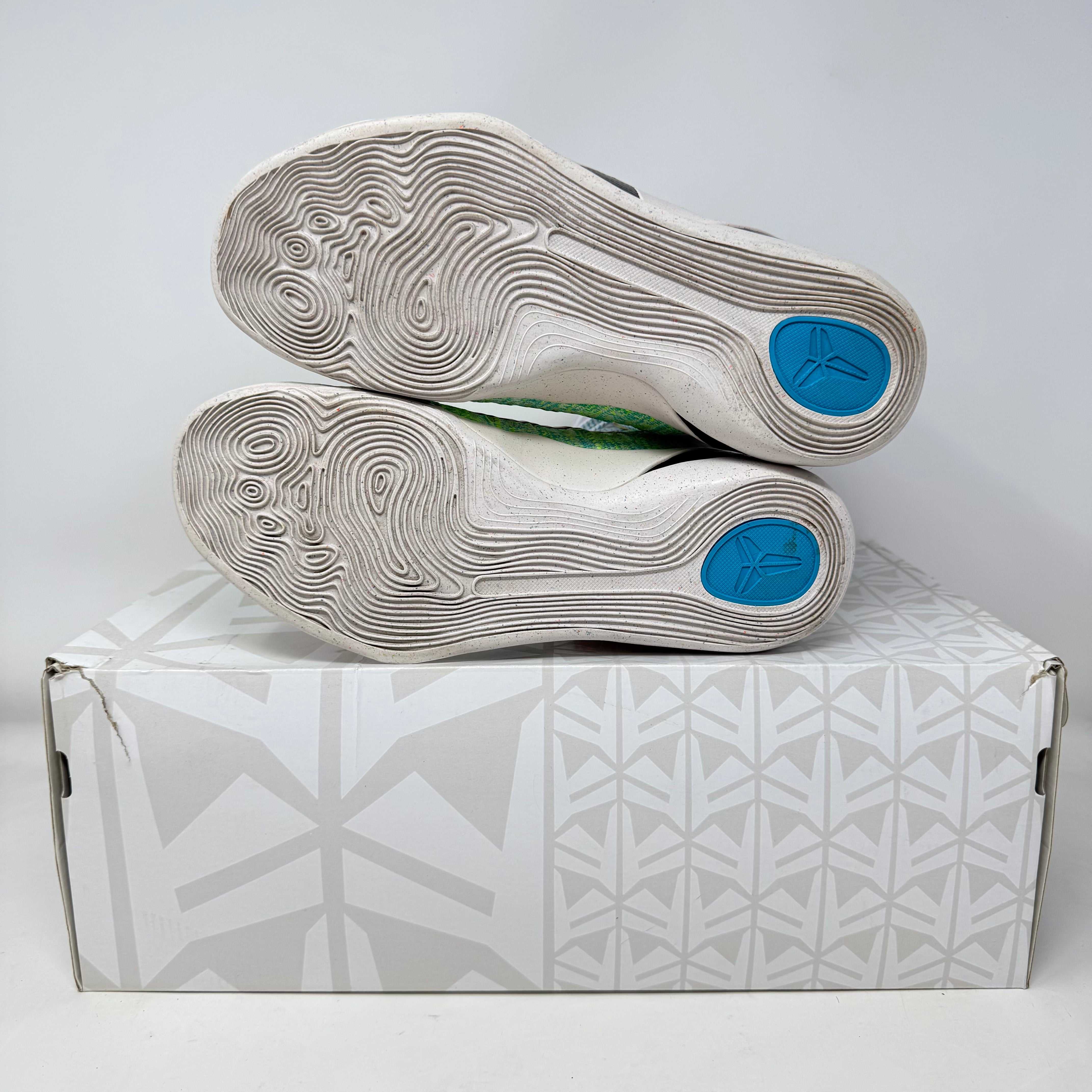 Nike Kobe 9 Elite What the Kobe sneakers, pre-owned, with box and accessories.