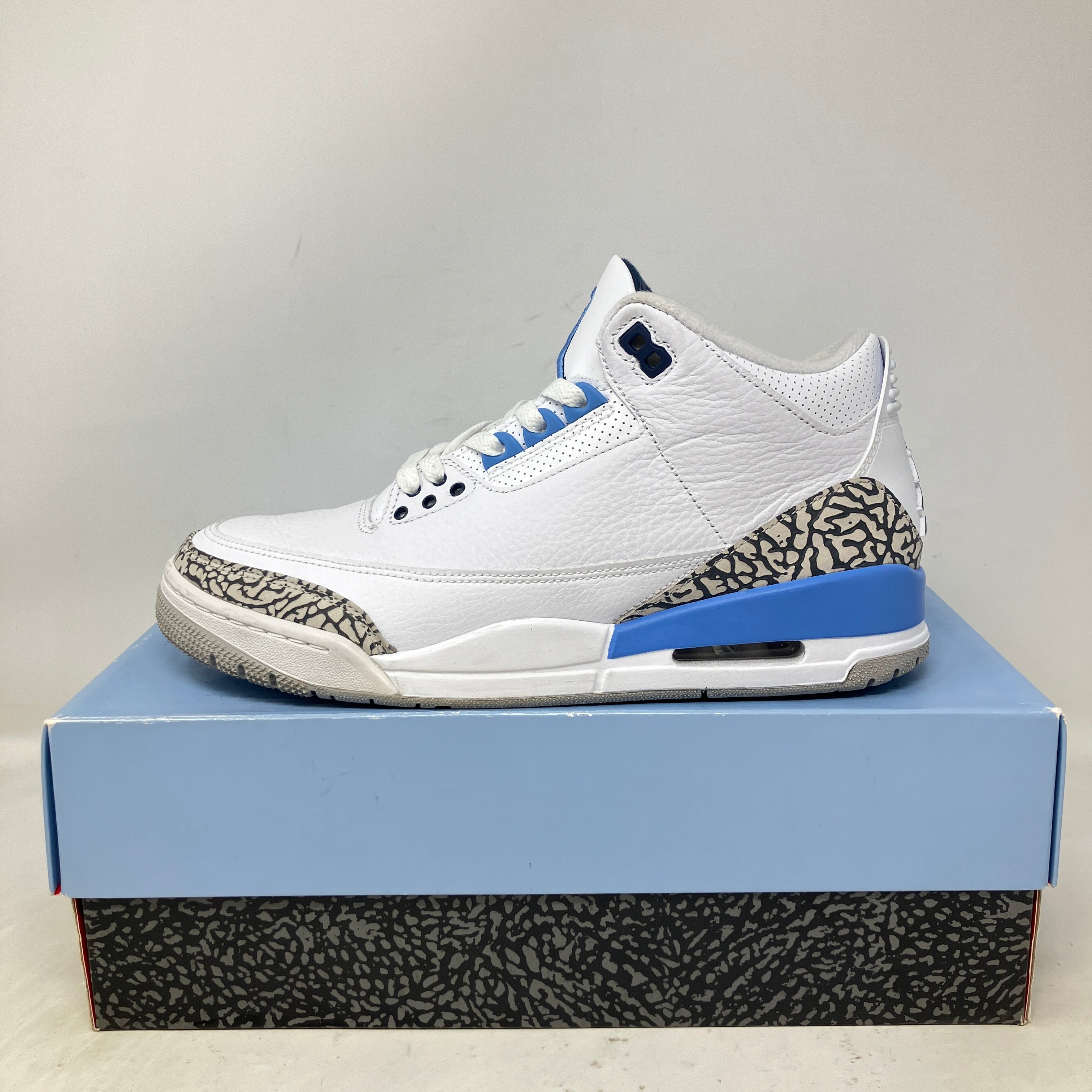 Jordan 3 Retro UNC (2020)