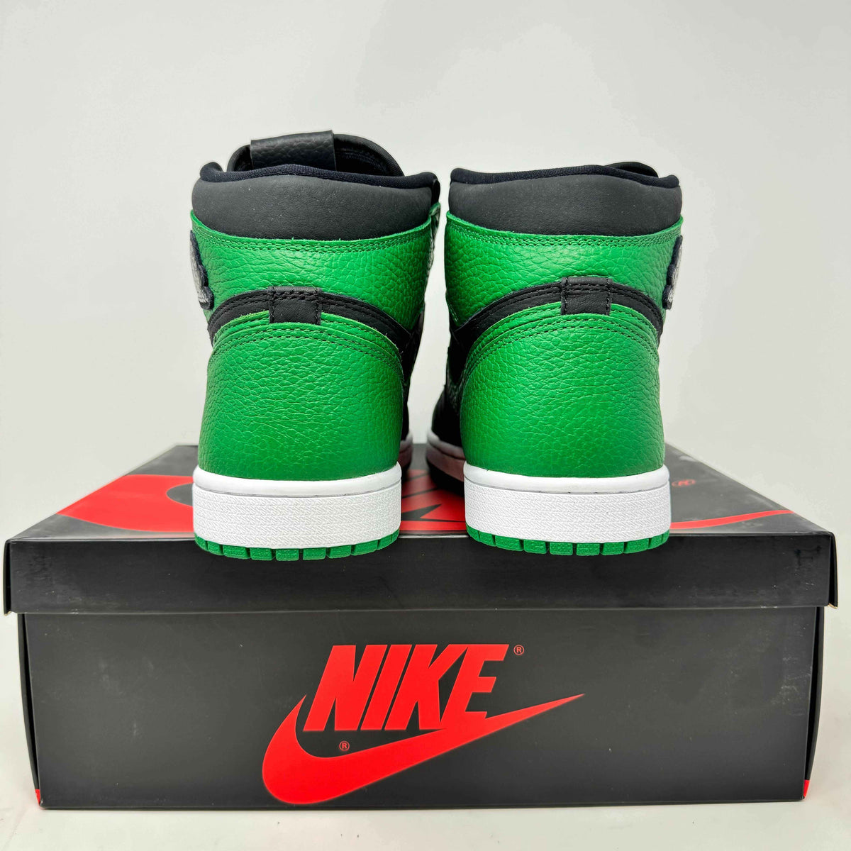 Jordan 1 Retro High Pine Green Black