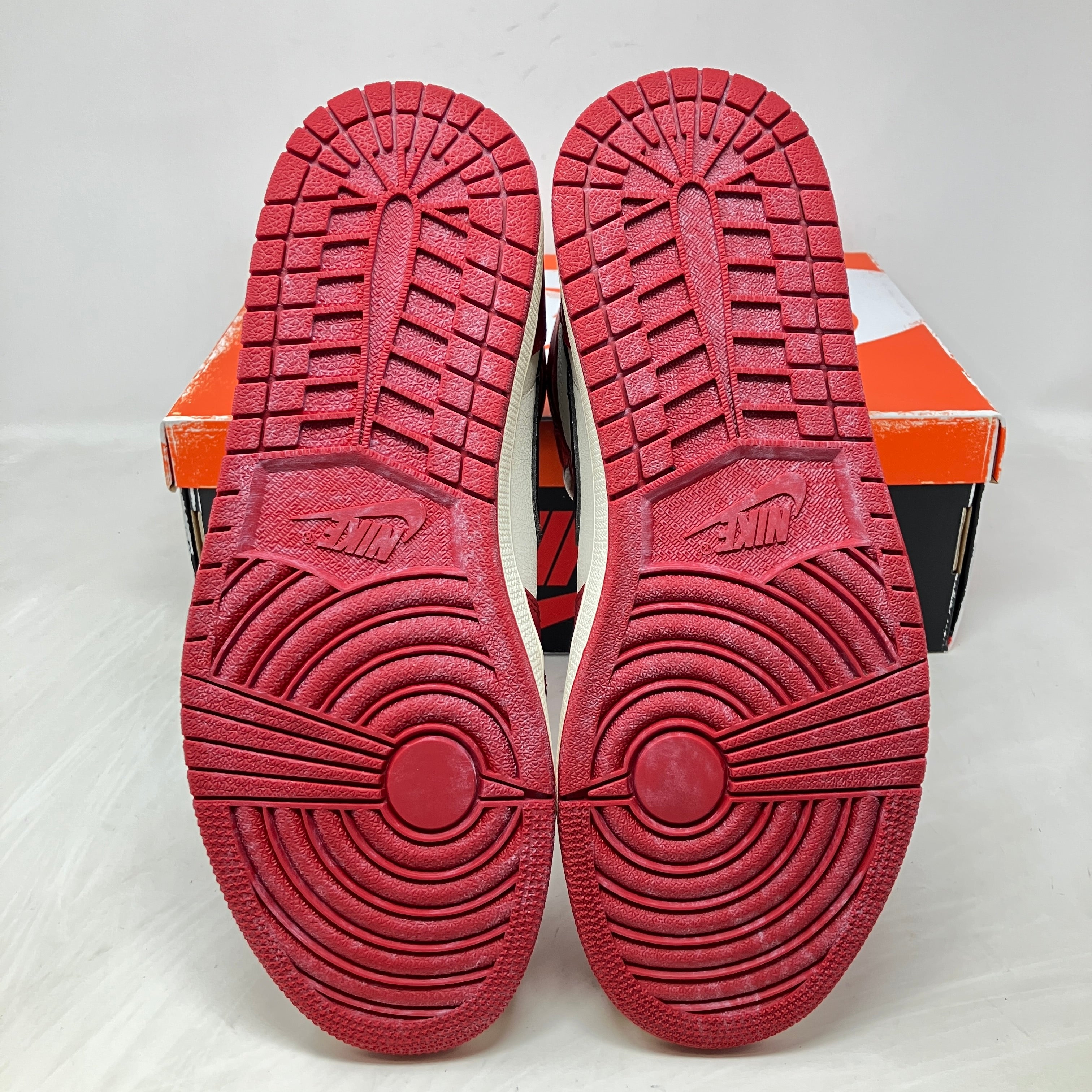 Jordan 1 Retro High OG Chicago Lost and Found