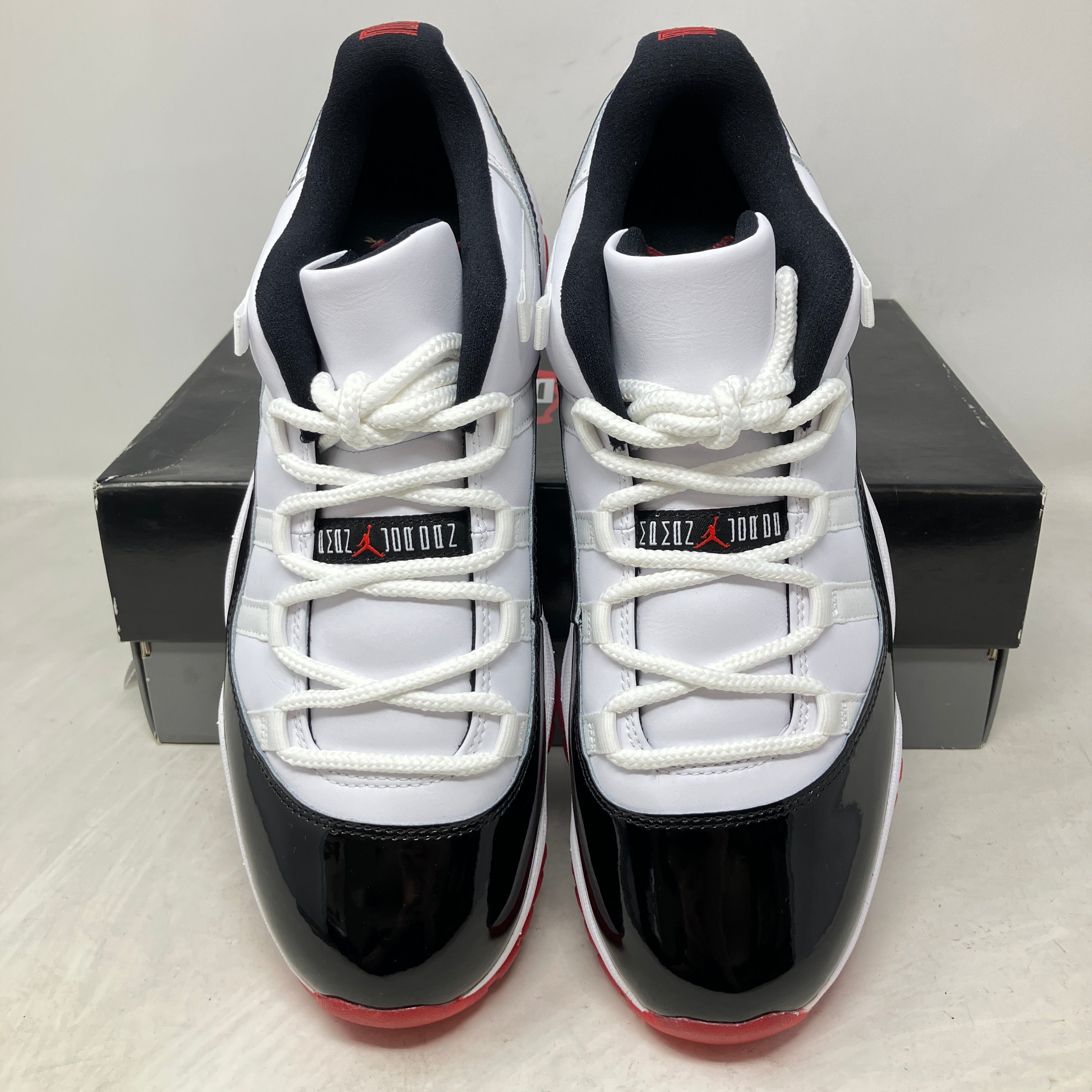 Jordan 11 Retro Low Concord Bred