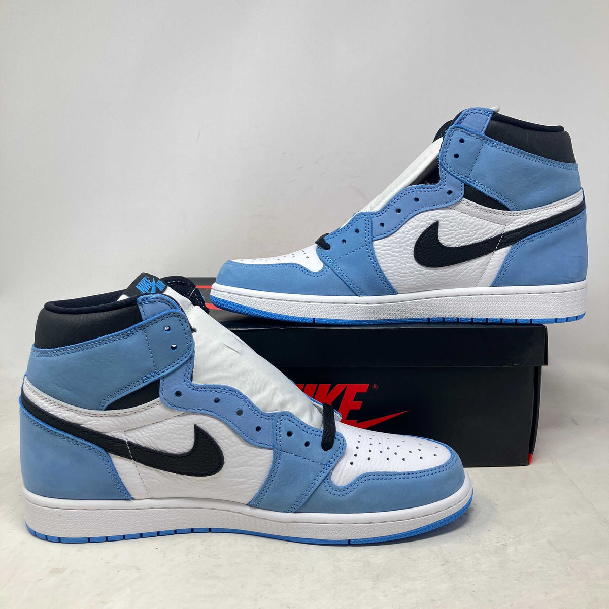 Jordan 1 Retro High OG University Blue