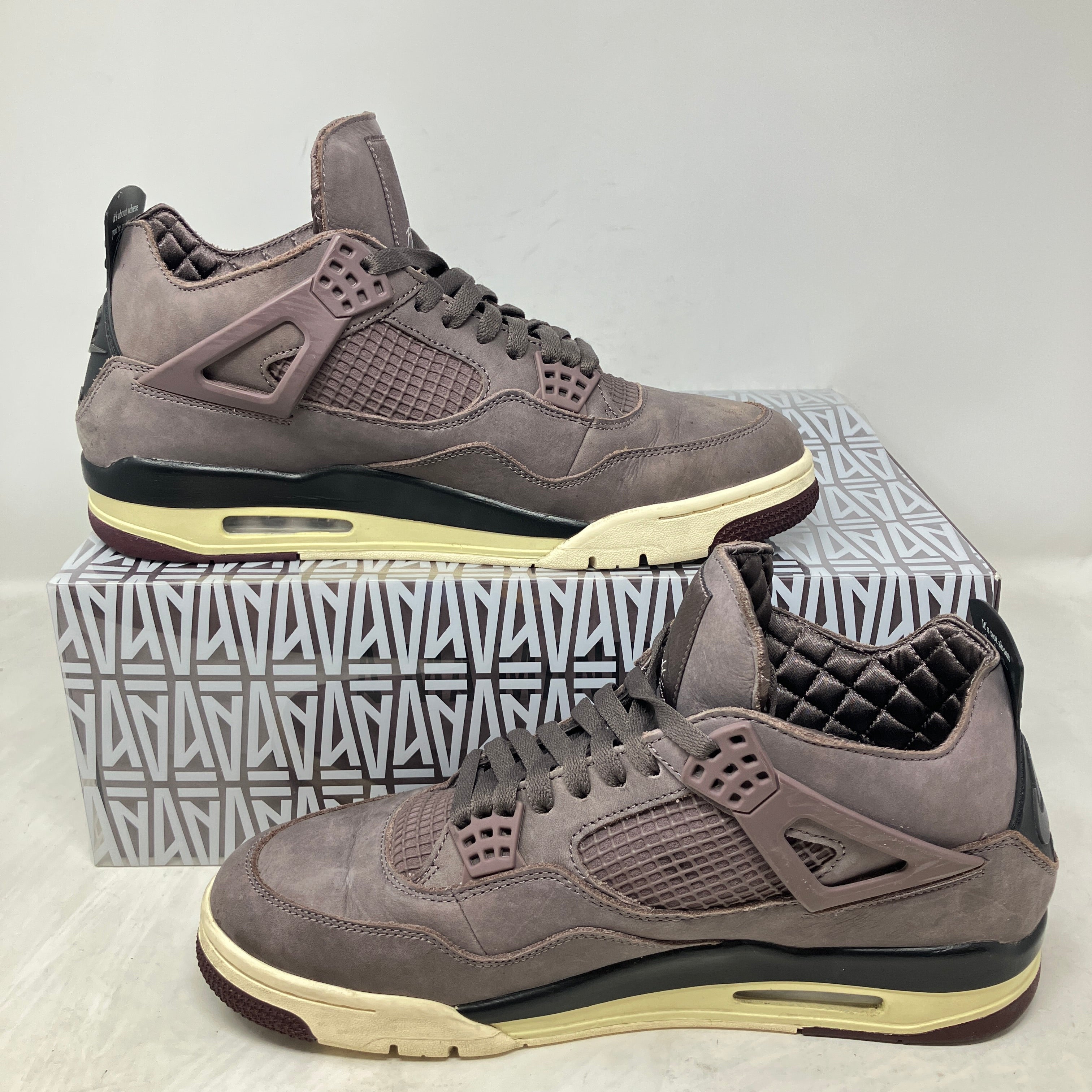 Jordan 4 Retro SP A Ma Maniére Violet Ore