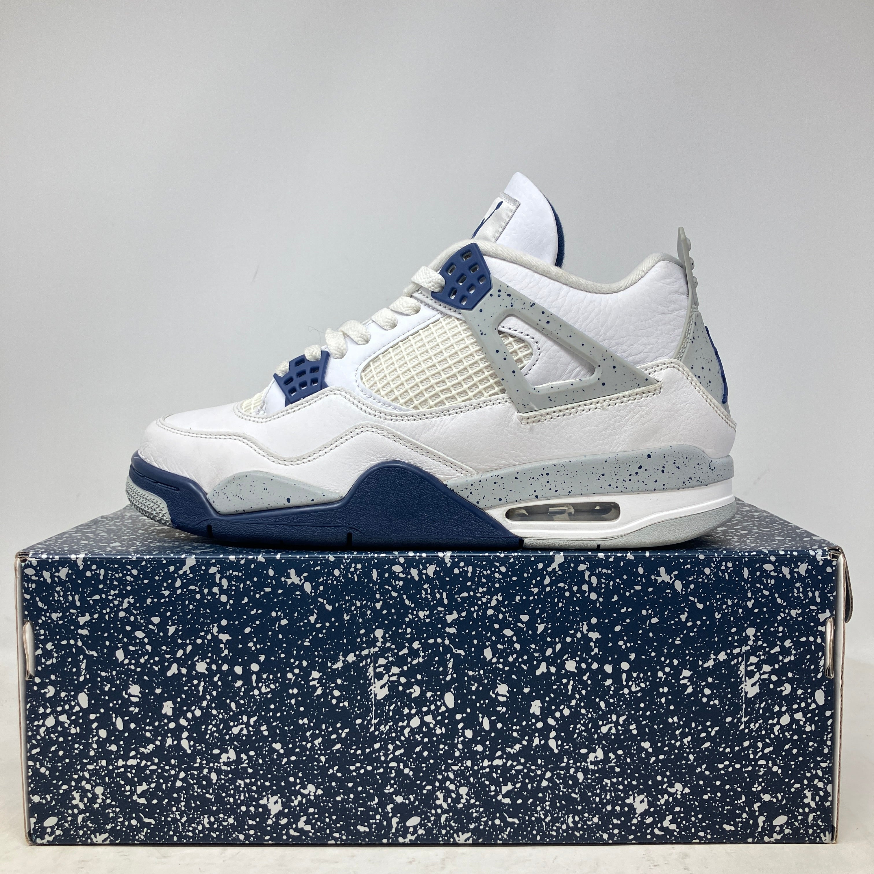 Jordan 4 Retro Midnight Navy