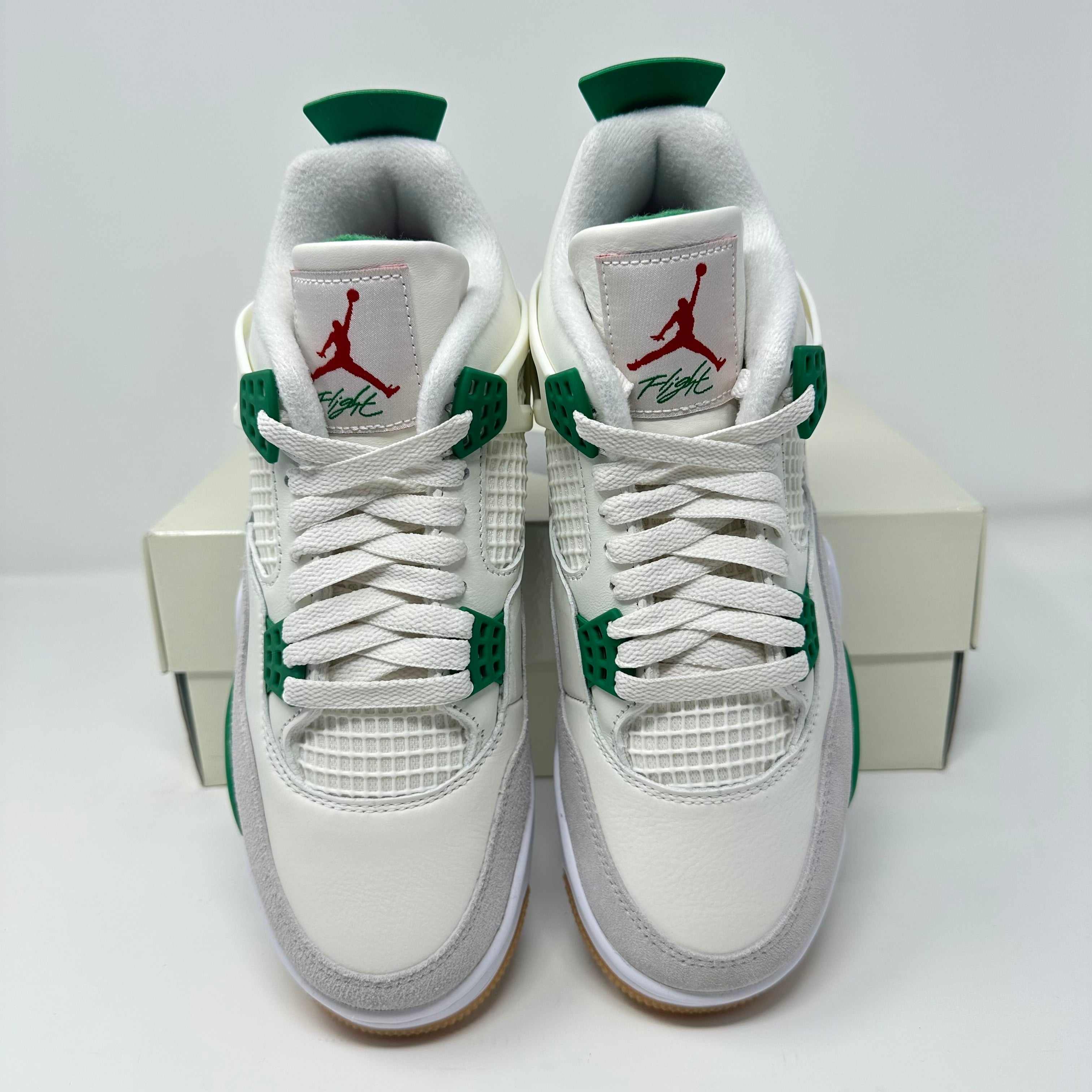 Jordan 4 Retro SB Pine Green