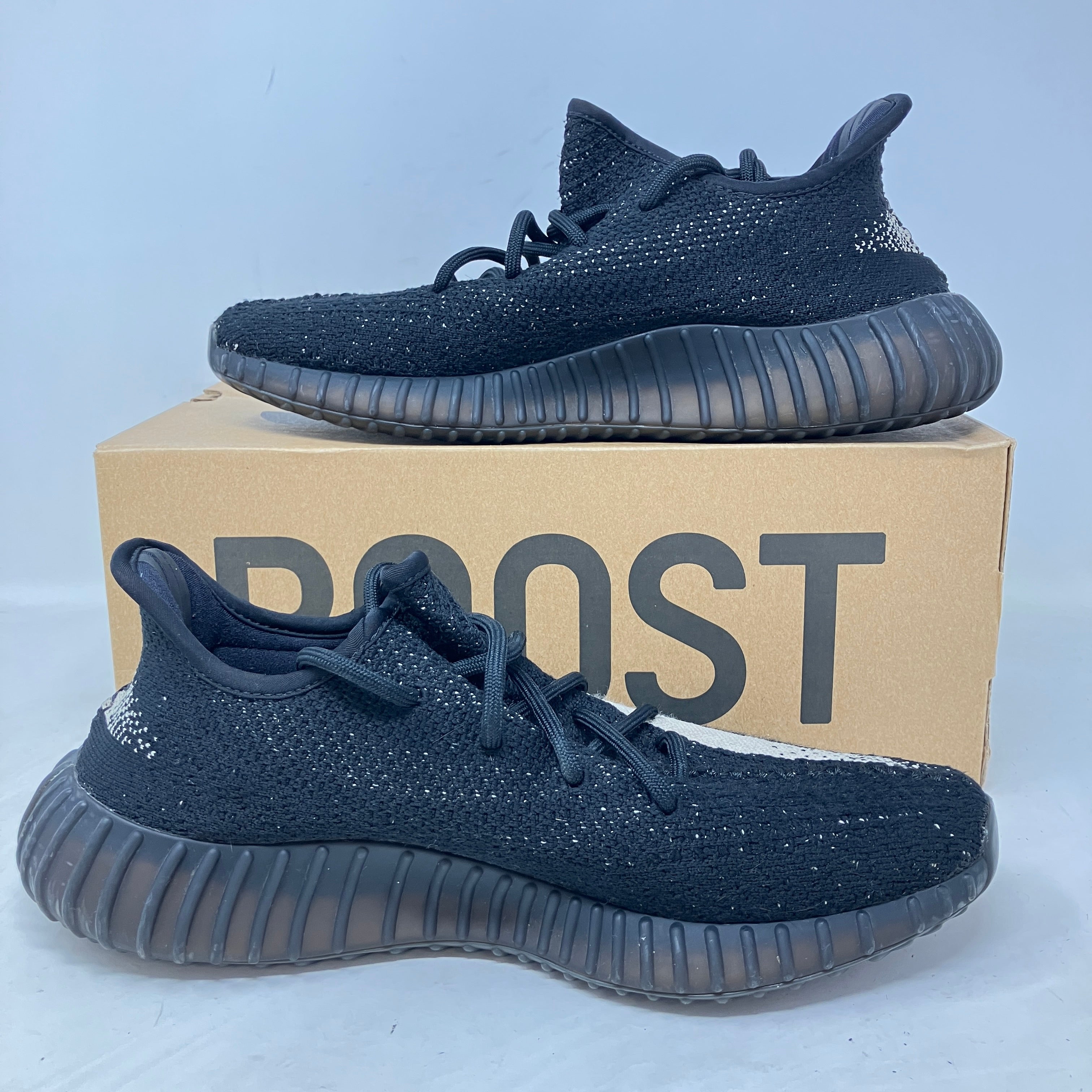 adidas Yeezy Boost 350 V2 Core Black White