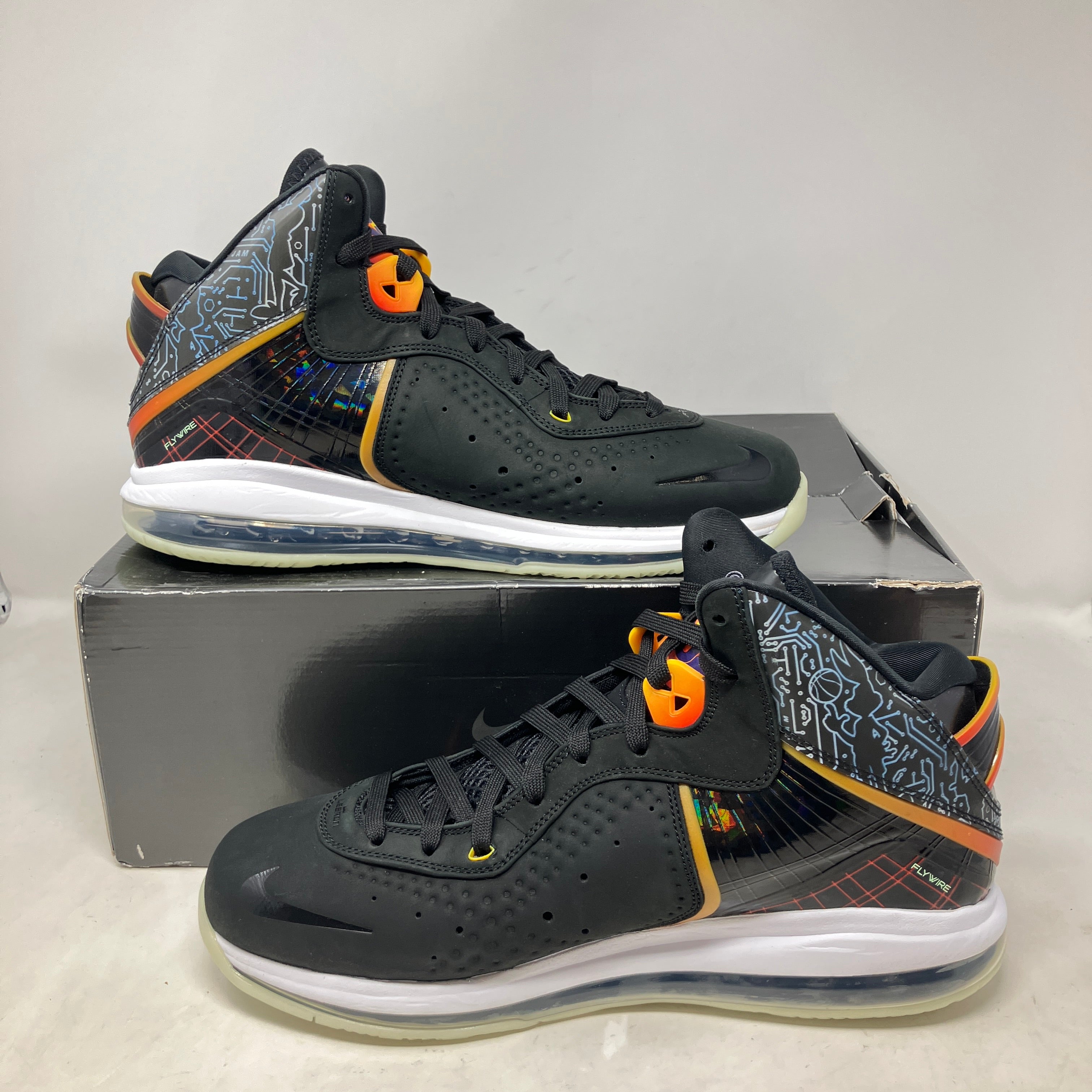 Nike LeBron 8 Space Jam