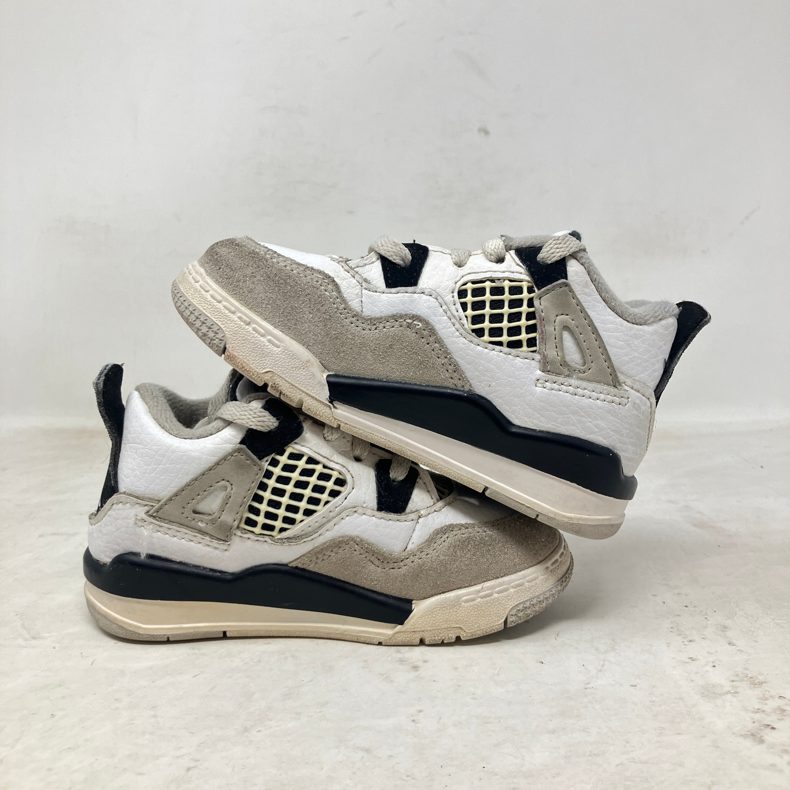 Jordan 4 Retro Military Black (TD)