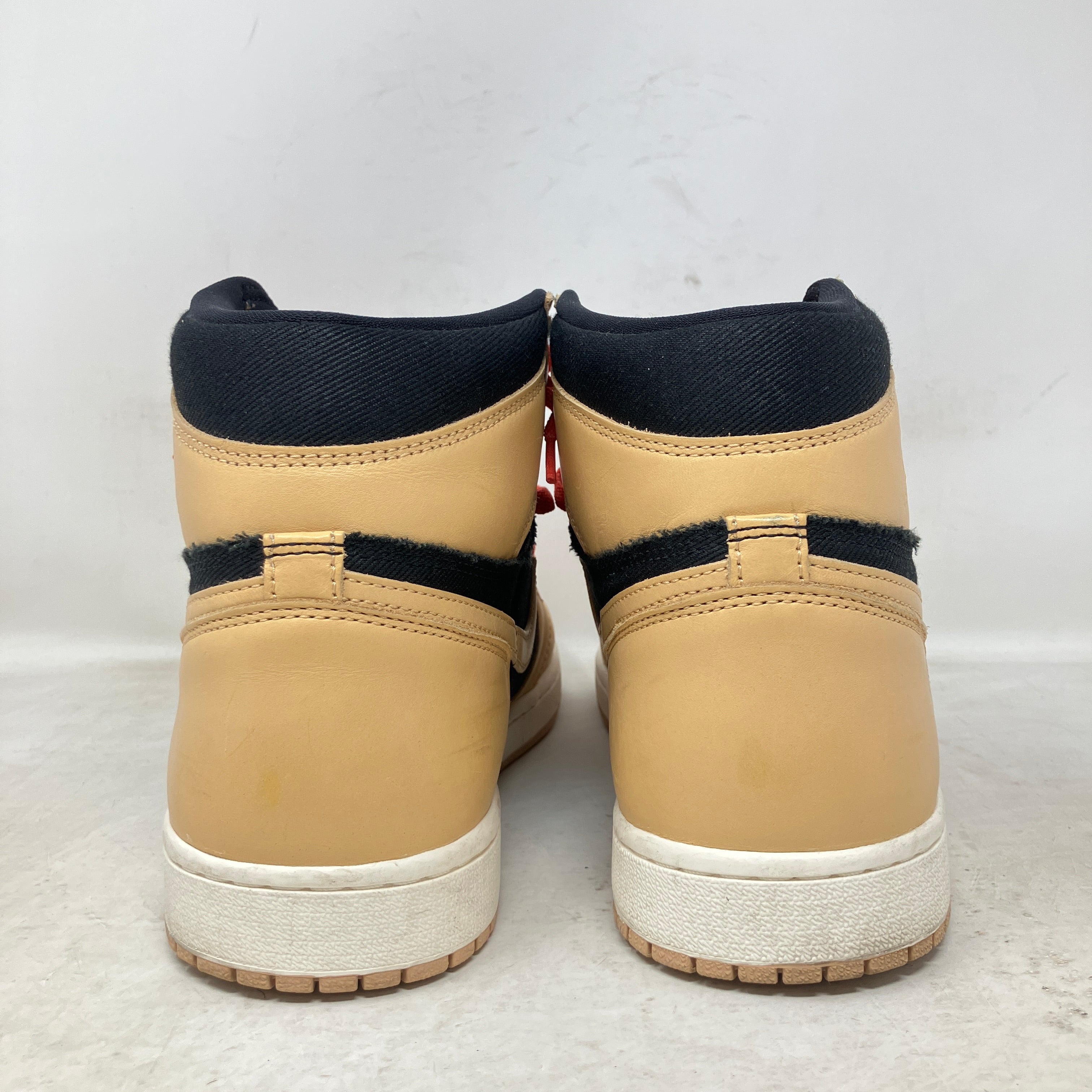 Jordan 1 Retro High OG Heirloom