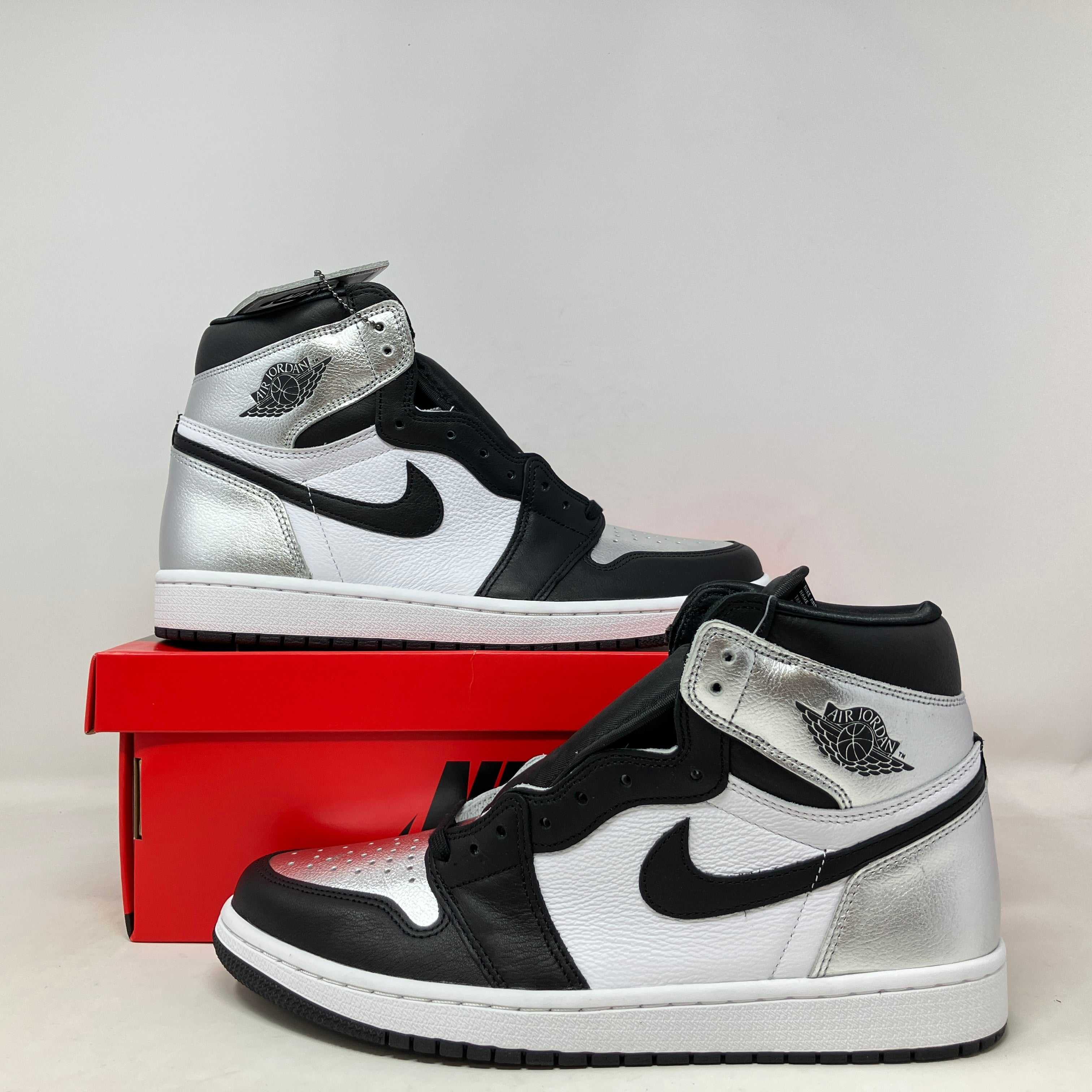 Jordan 1 Retro High Silver Toe (Women's)