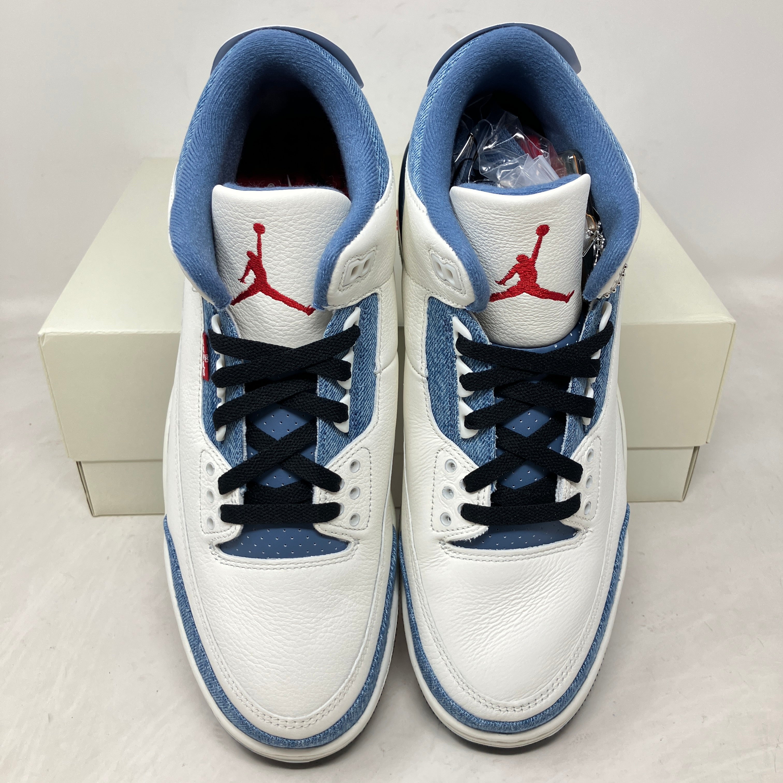 Jordan 3 Retro Levi’s All-Star
