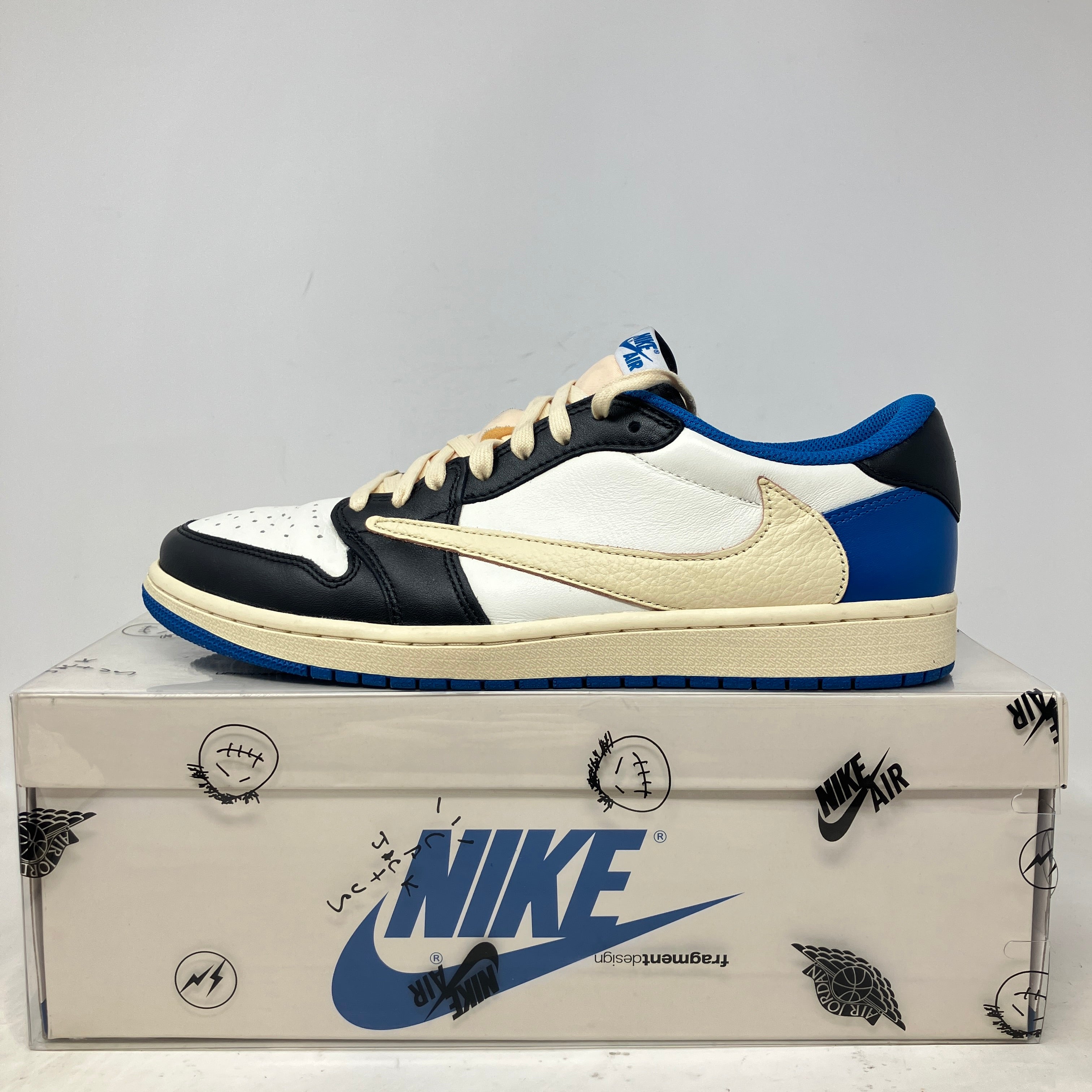 Jordan 1 Retro Low OG SP Fragment x Travis Scott