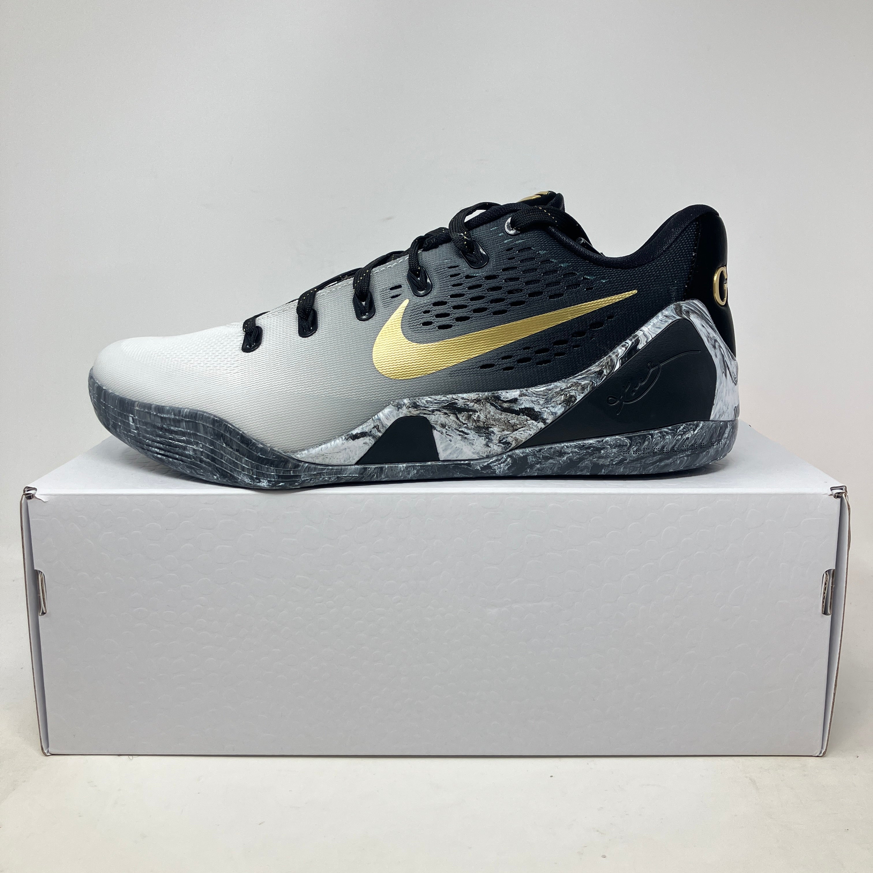 Nike Kobe 9 EM Low Protro Mambacita