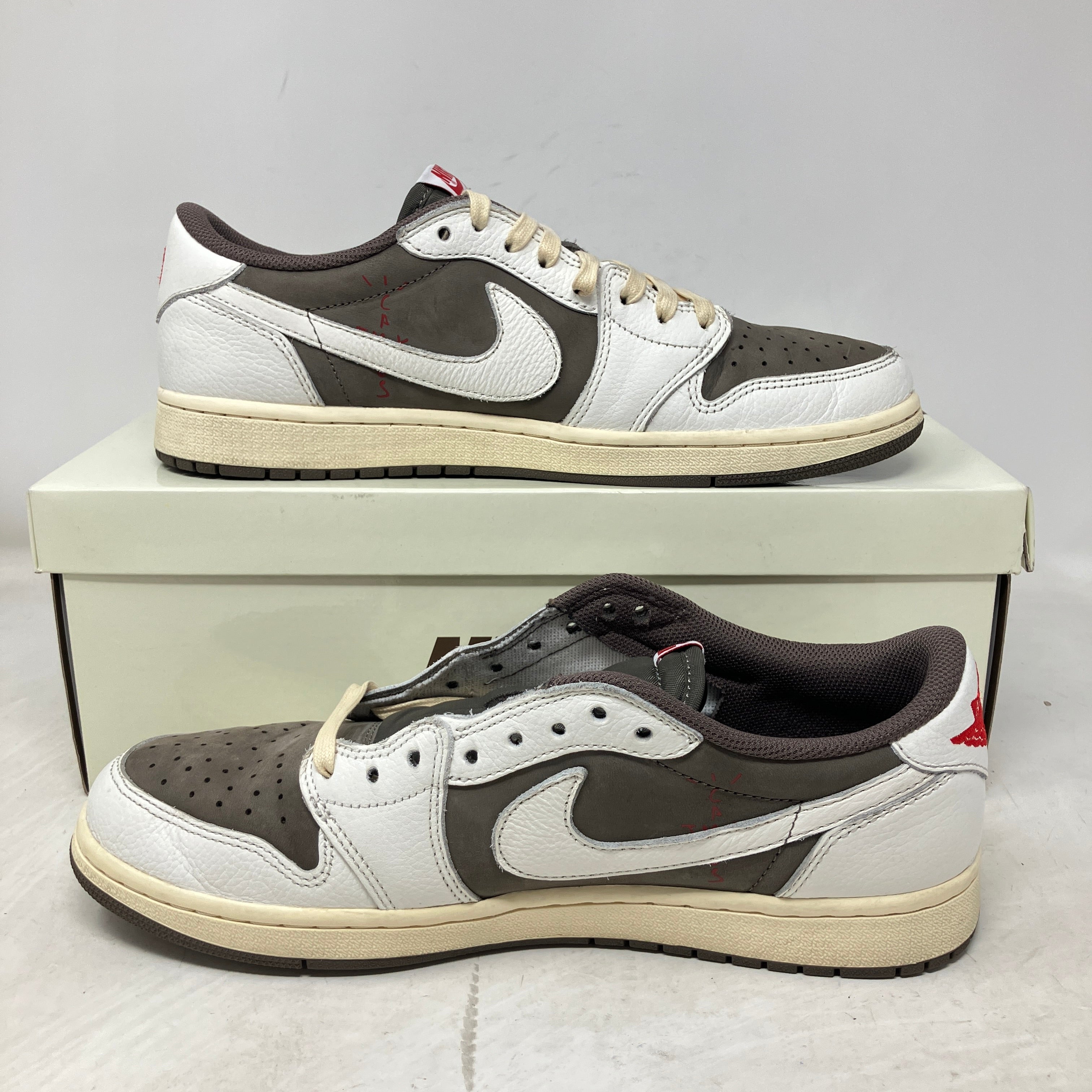 Jordan 1 Retro Low OG SP Travis Scott Reverse Mocha