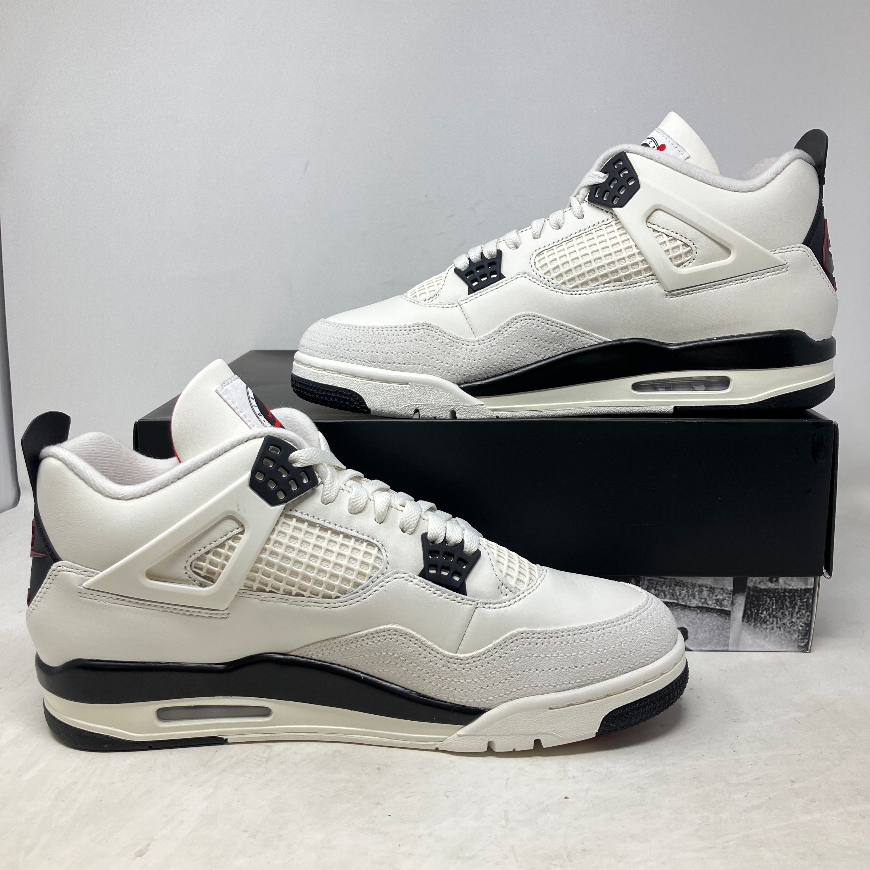 Jordan 4 Retro OG Flight Club