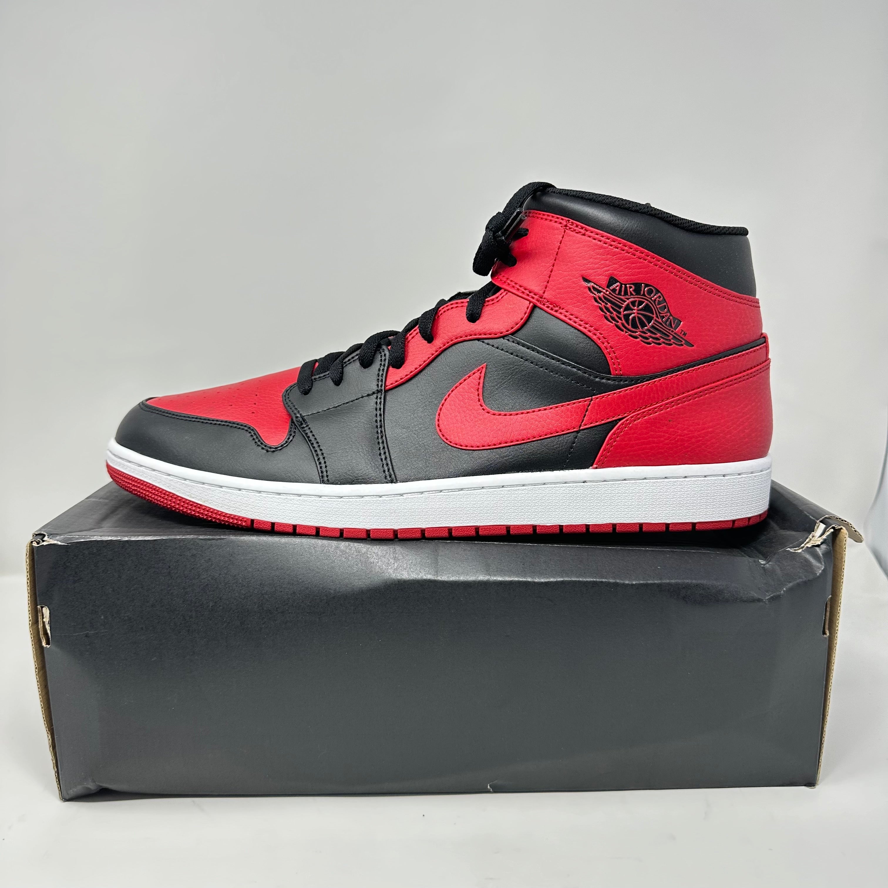 Jordan 1 Mid Banned (2020)