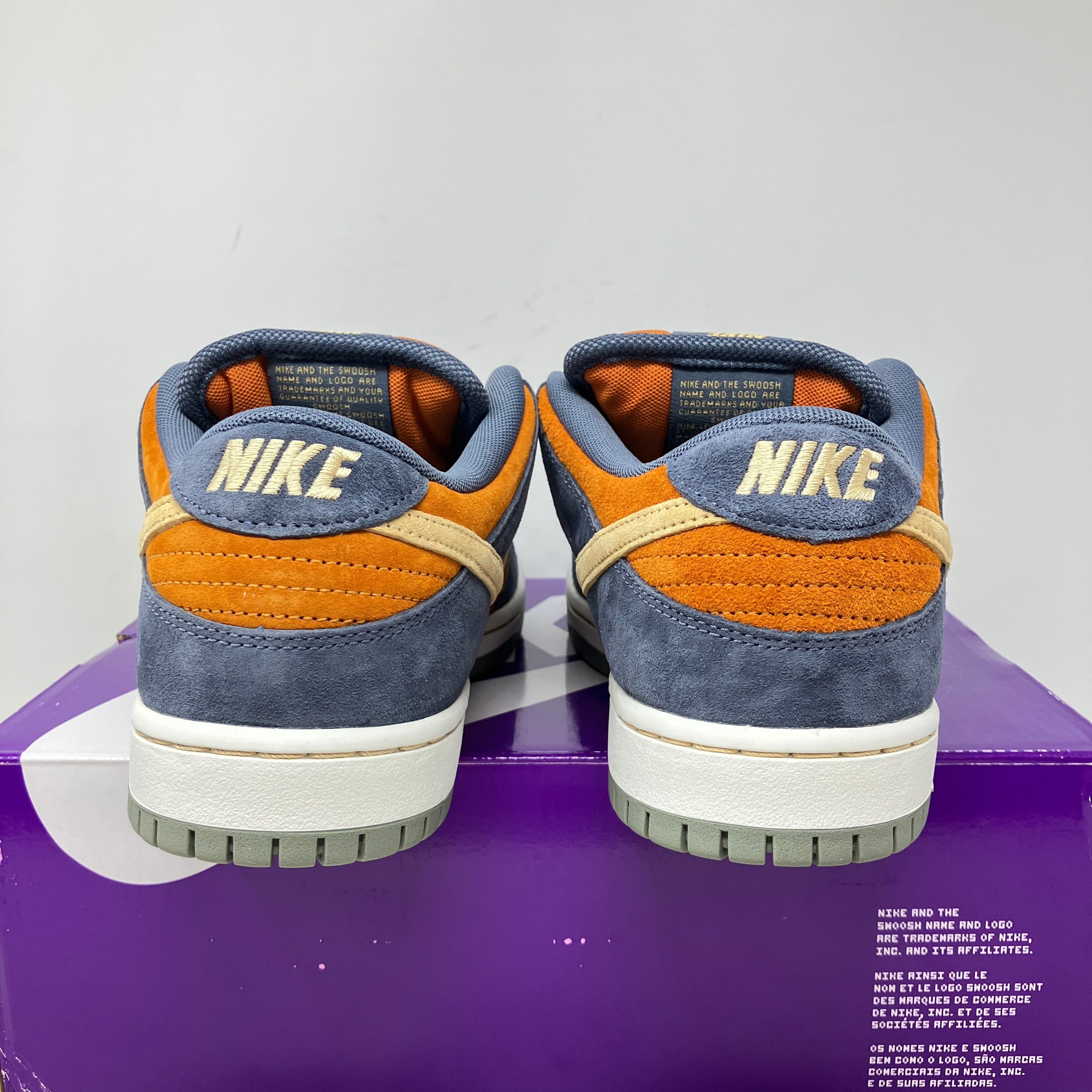 Nike SB Dunk Low Light Carbon Monarch
