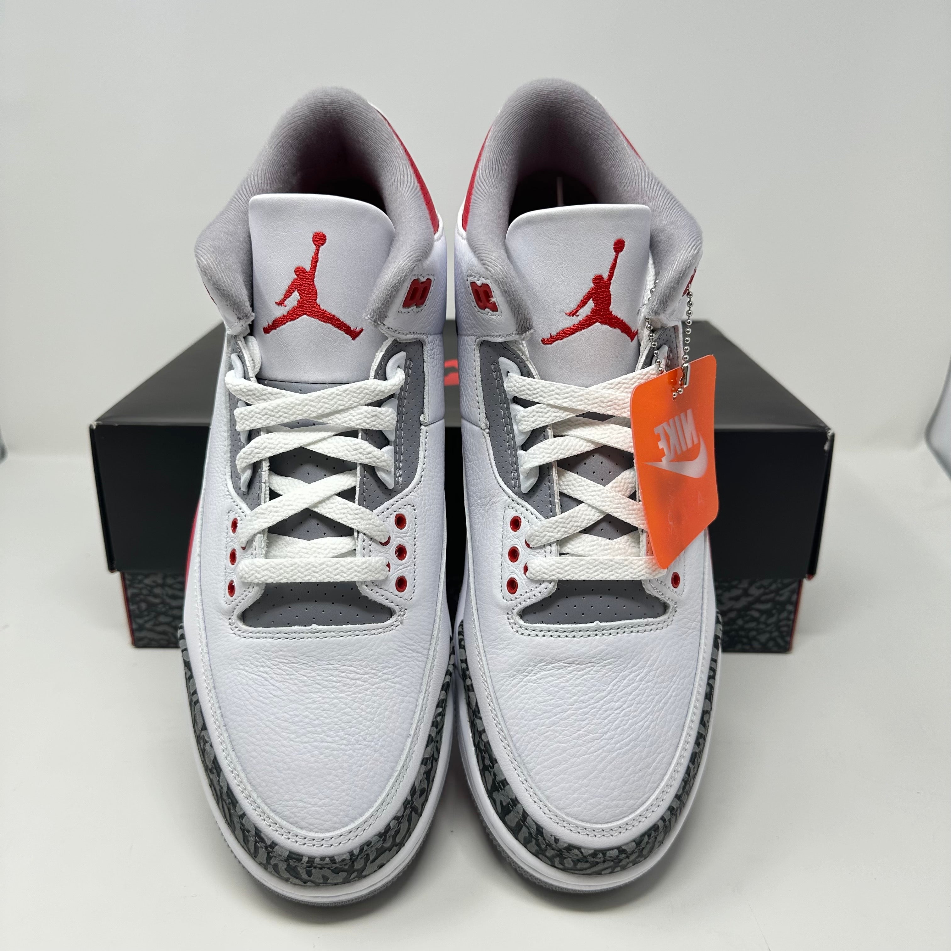 Jordan 3 Retro Fire Red (2022)