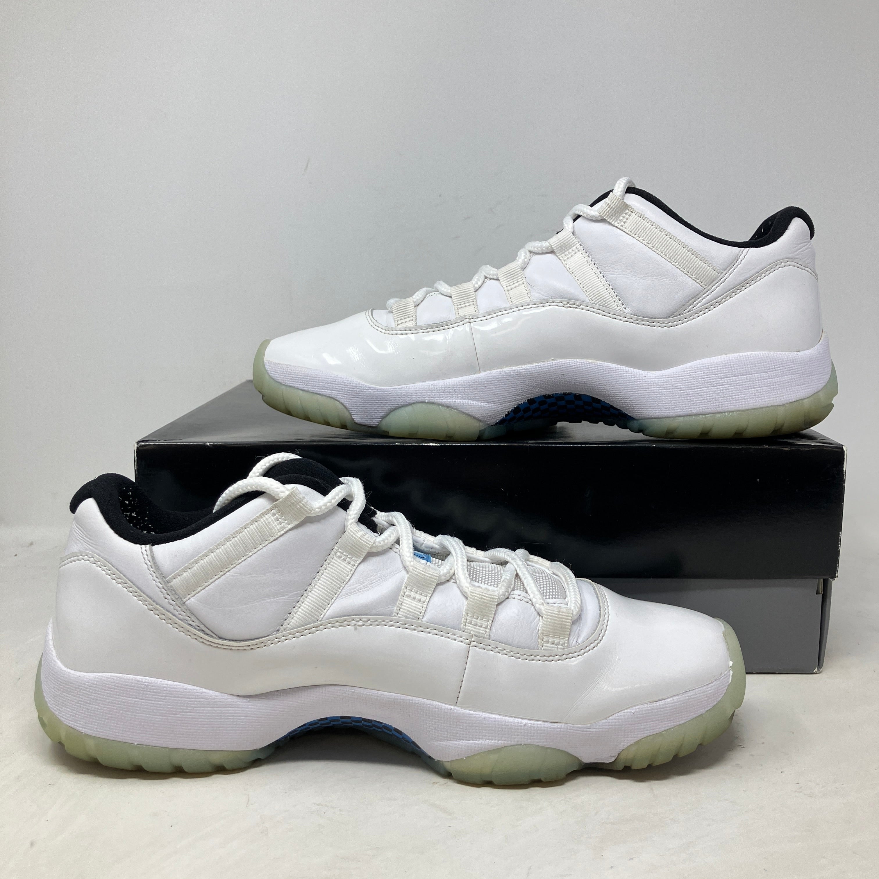 Jordan 11 Retro Low Legend Blue