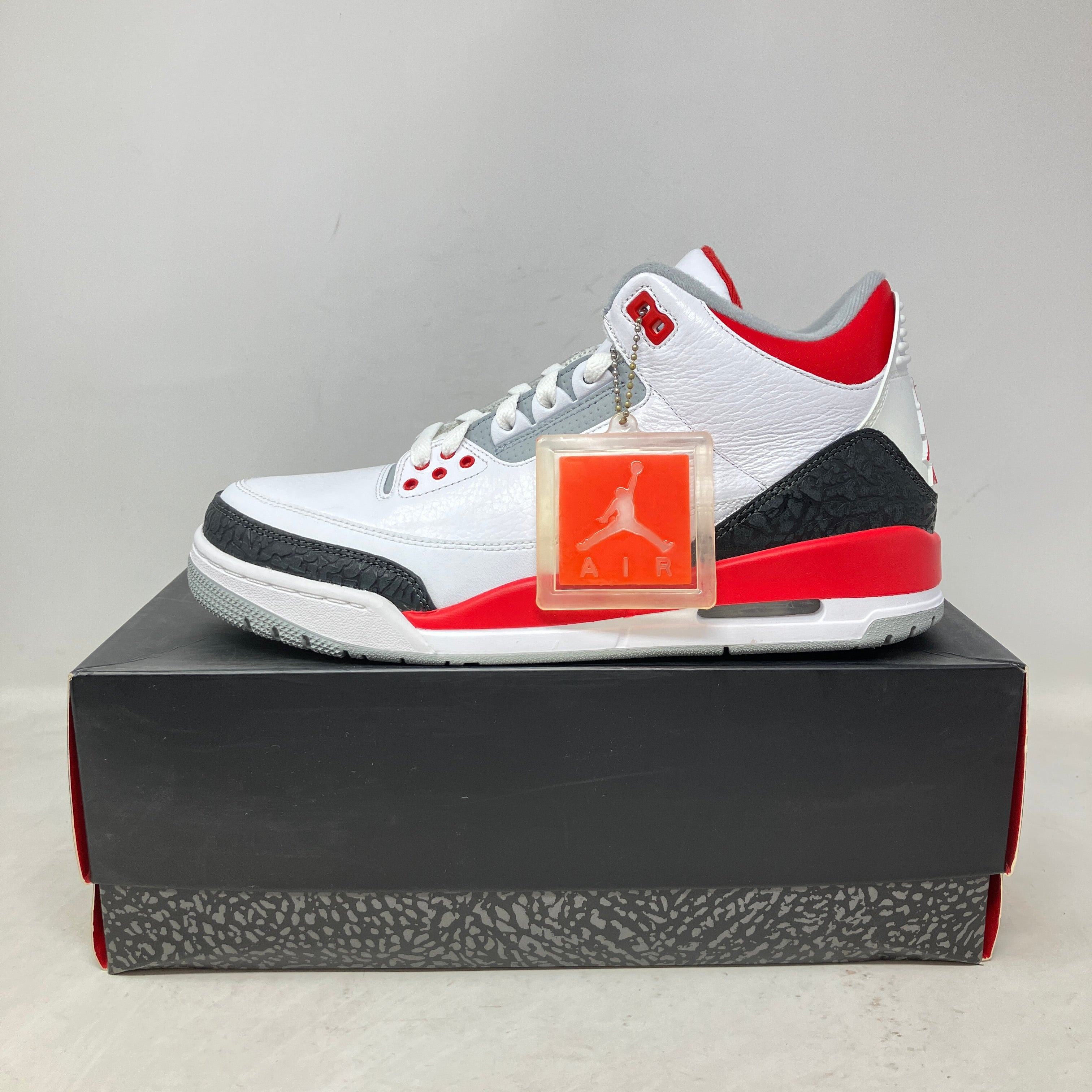 Jordan 3 Retro Fire Red (2013)
