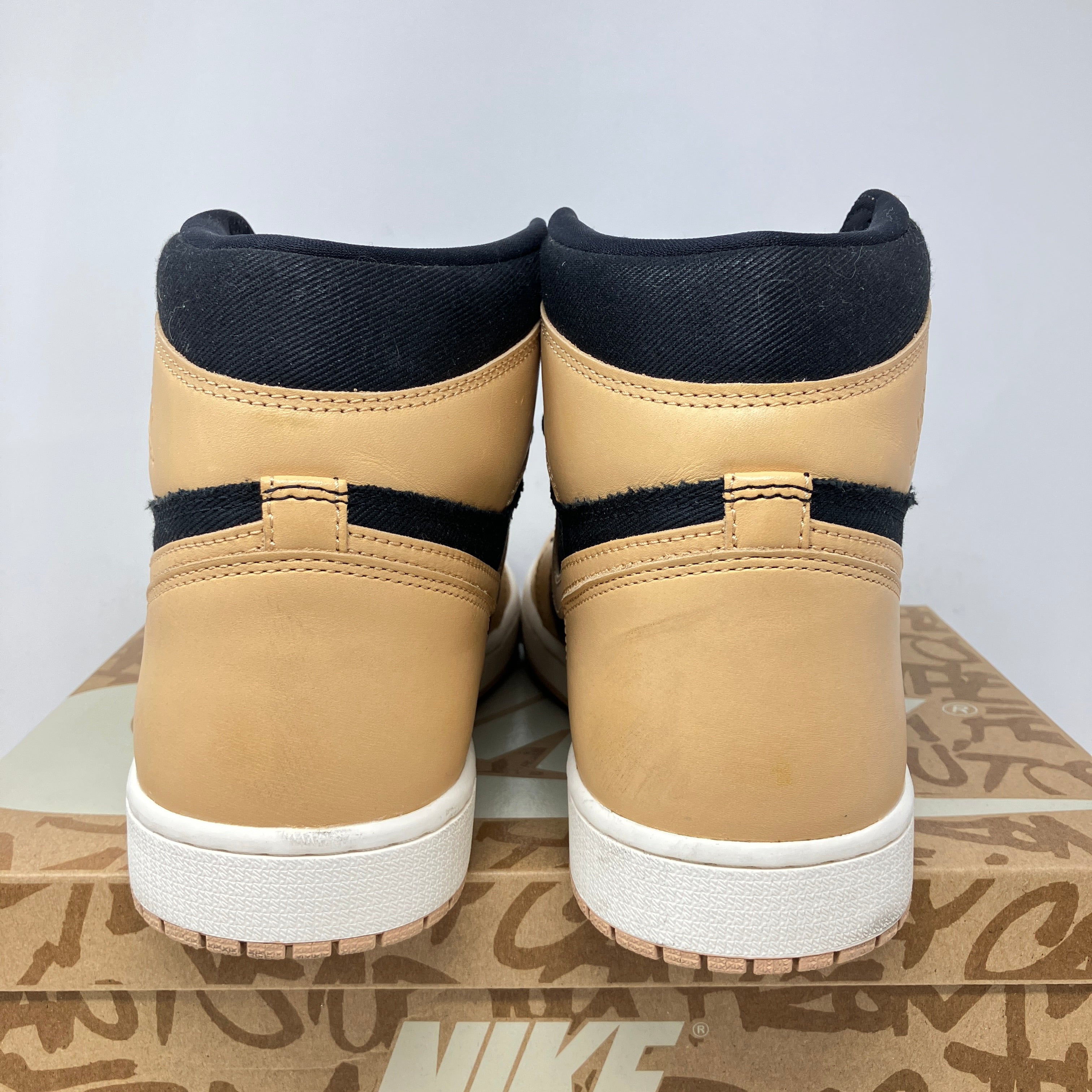 Jordan 1 Retro High OG Heirloom