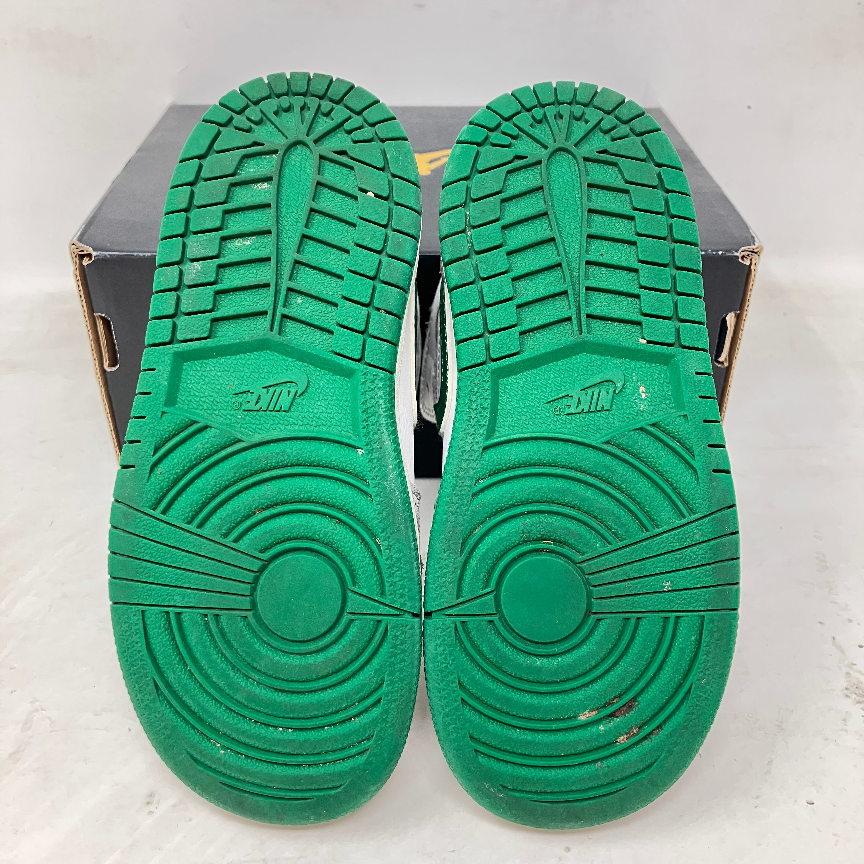 Jordan 1 Mid SE White Pine Green (TD)