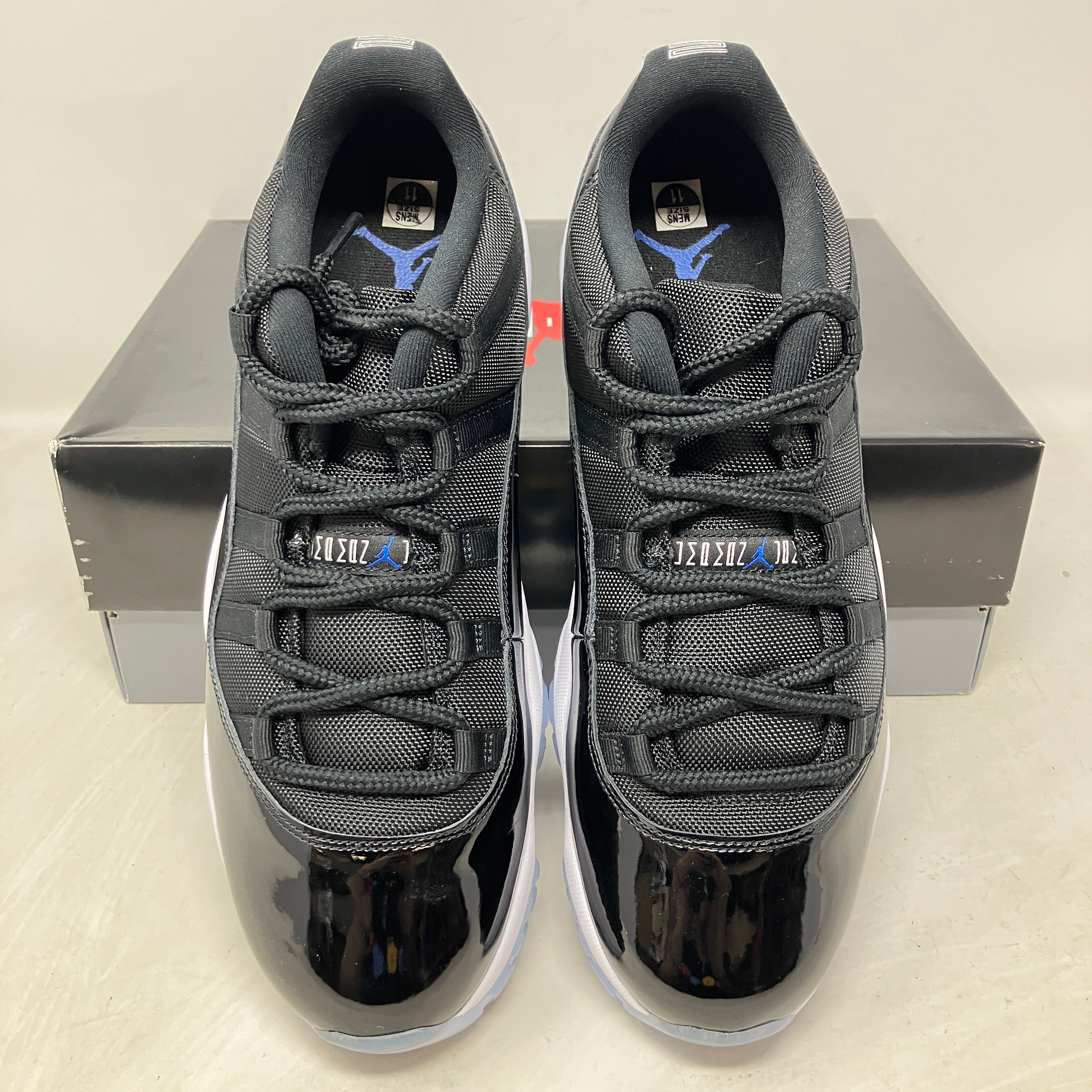 Jordan 11 Retro Low Space Jam