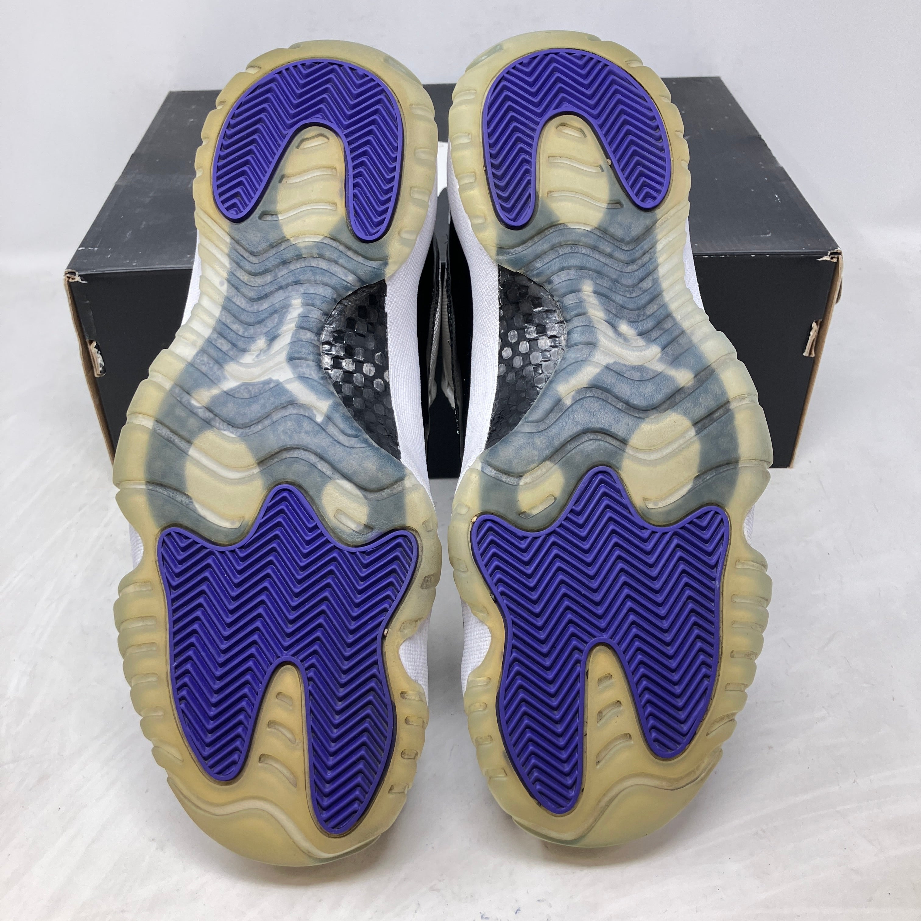 Jordan 11 Retro Low Concord