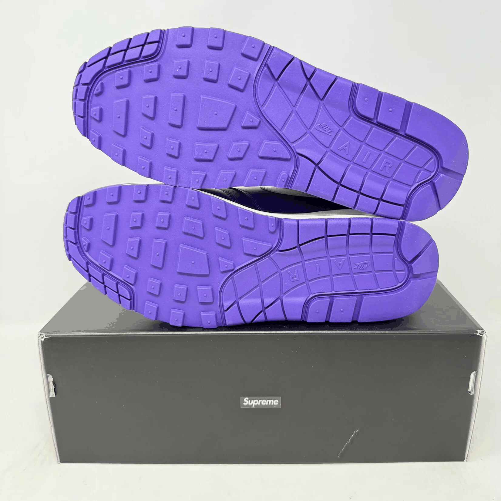 Nike Air Max 1 '87 SP Supreme Varsity Purple