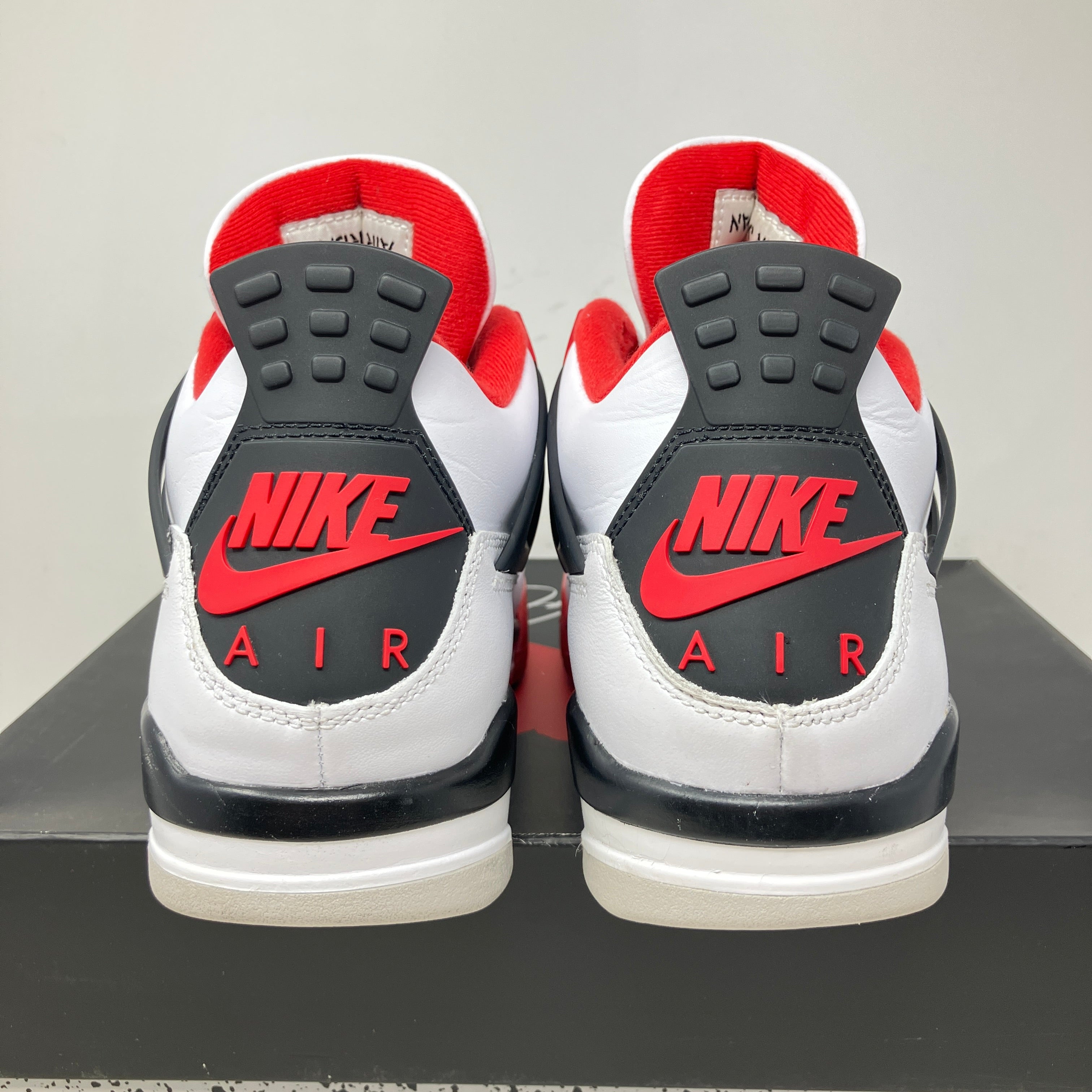 Jordan 4 Retro Fire Red (2020)
