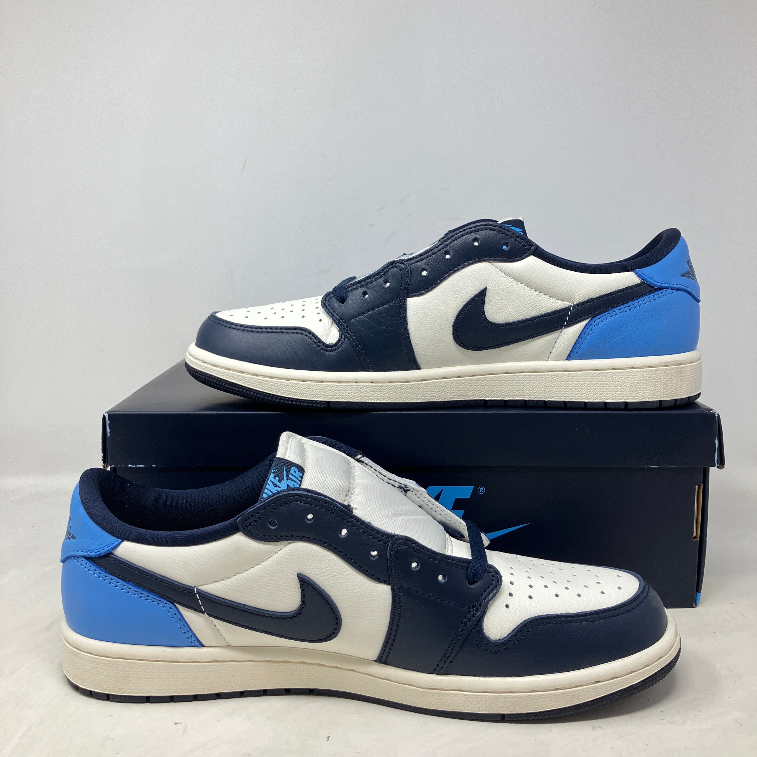 Jordan 1 Low OG Obsidian UNC