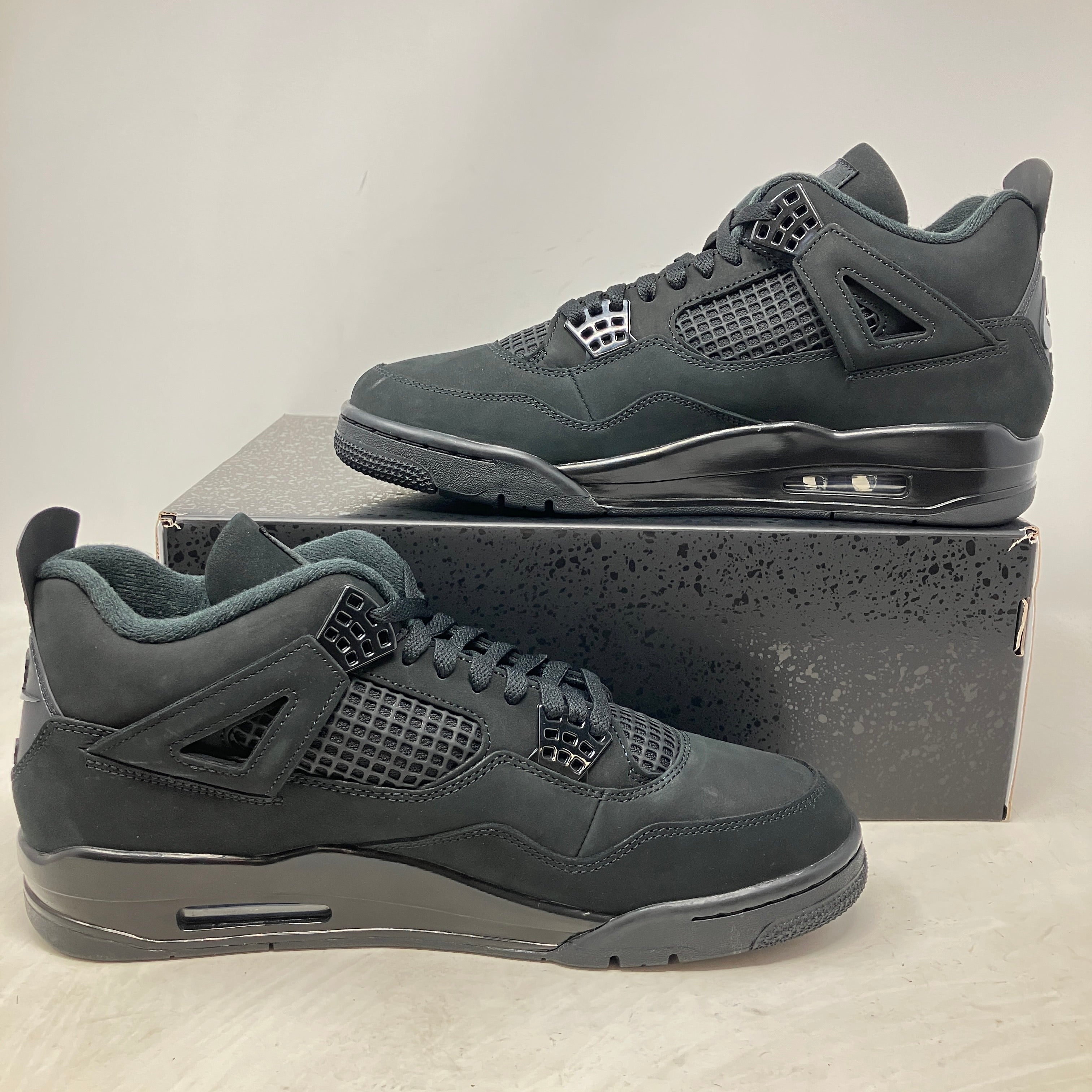 Jordan 4 Retro Black Cat (2025)