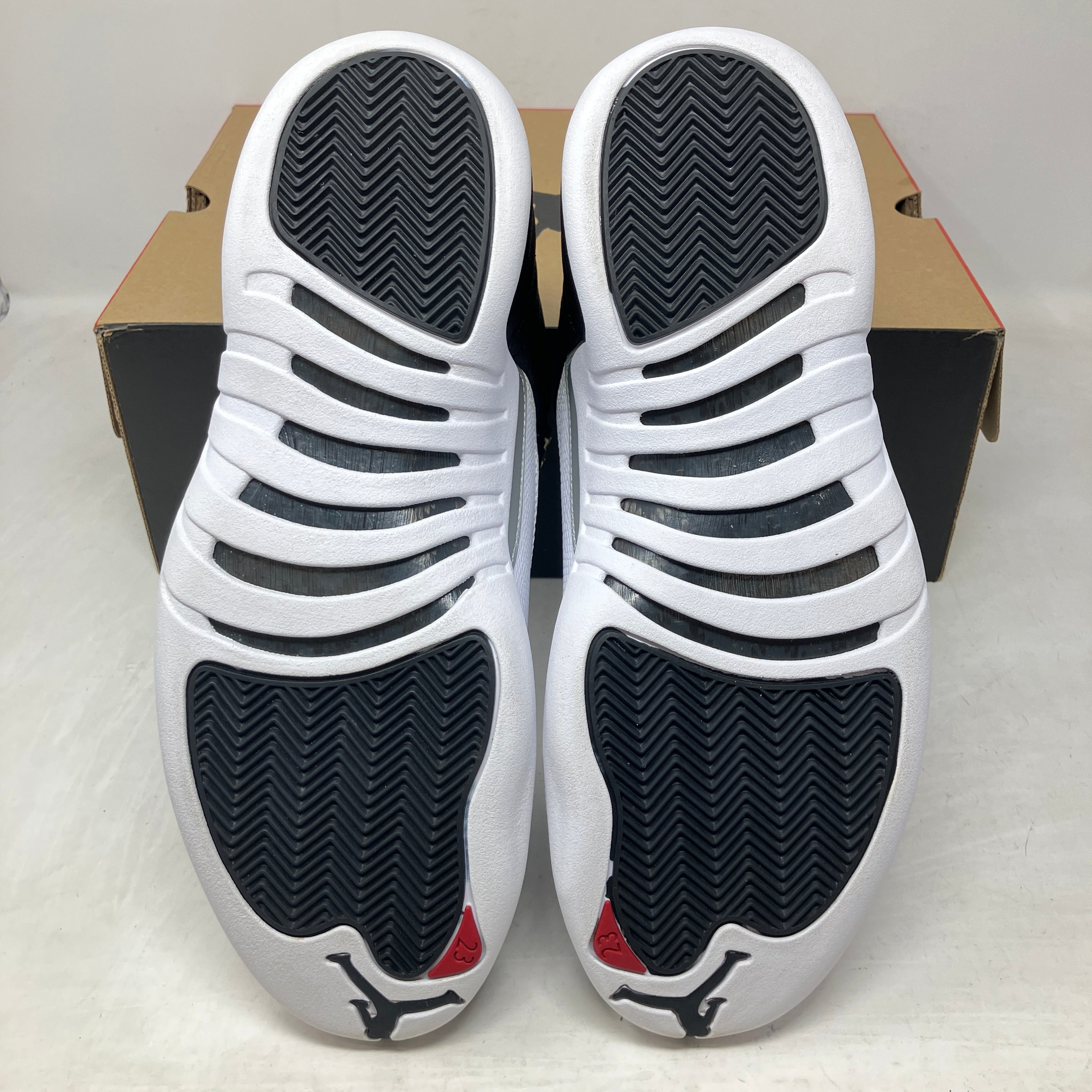 Jordan 12 Retro Playoffs (2022)