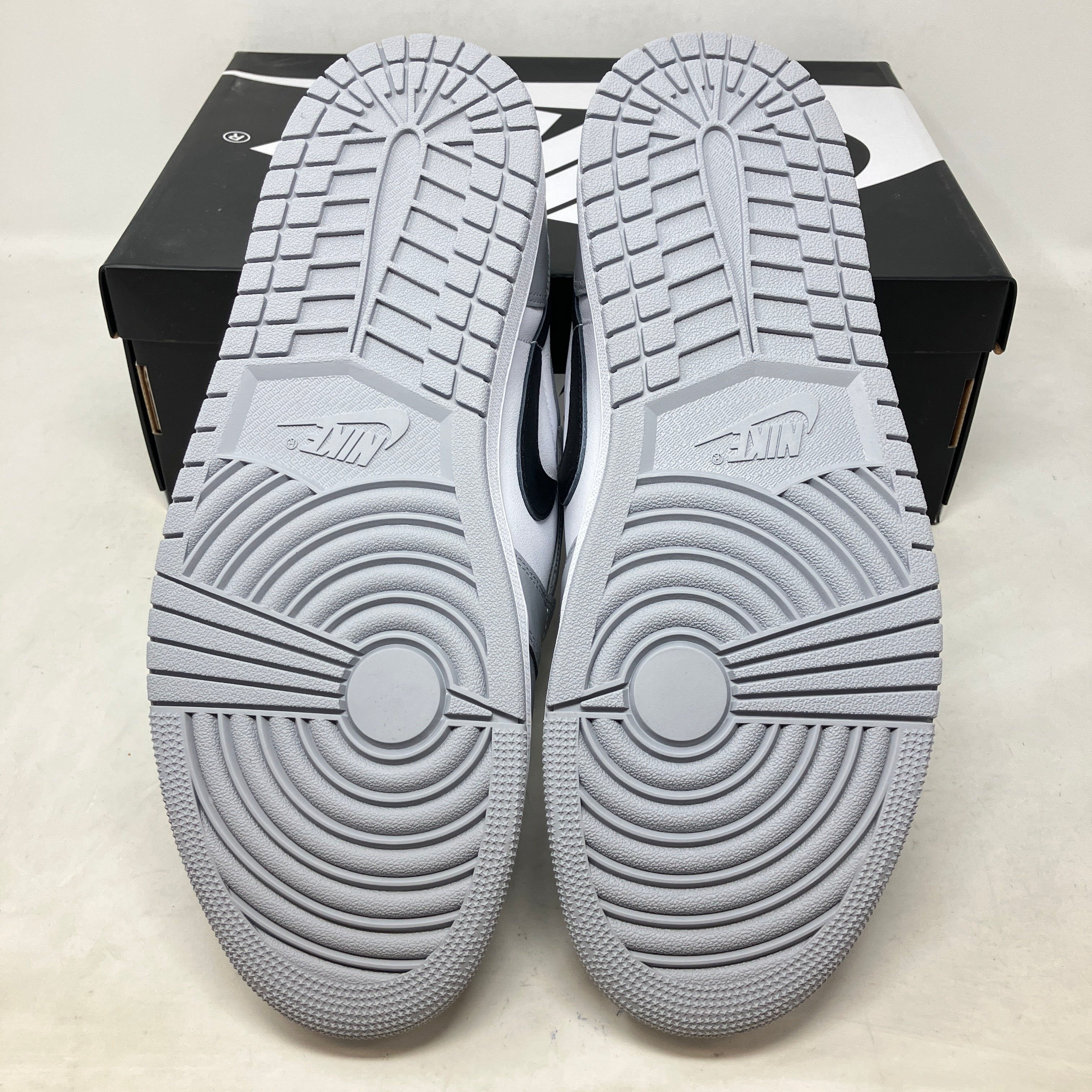 Jordan 1 Retro Low OG Barons