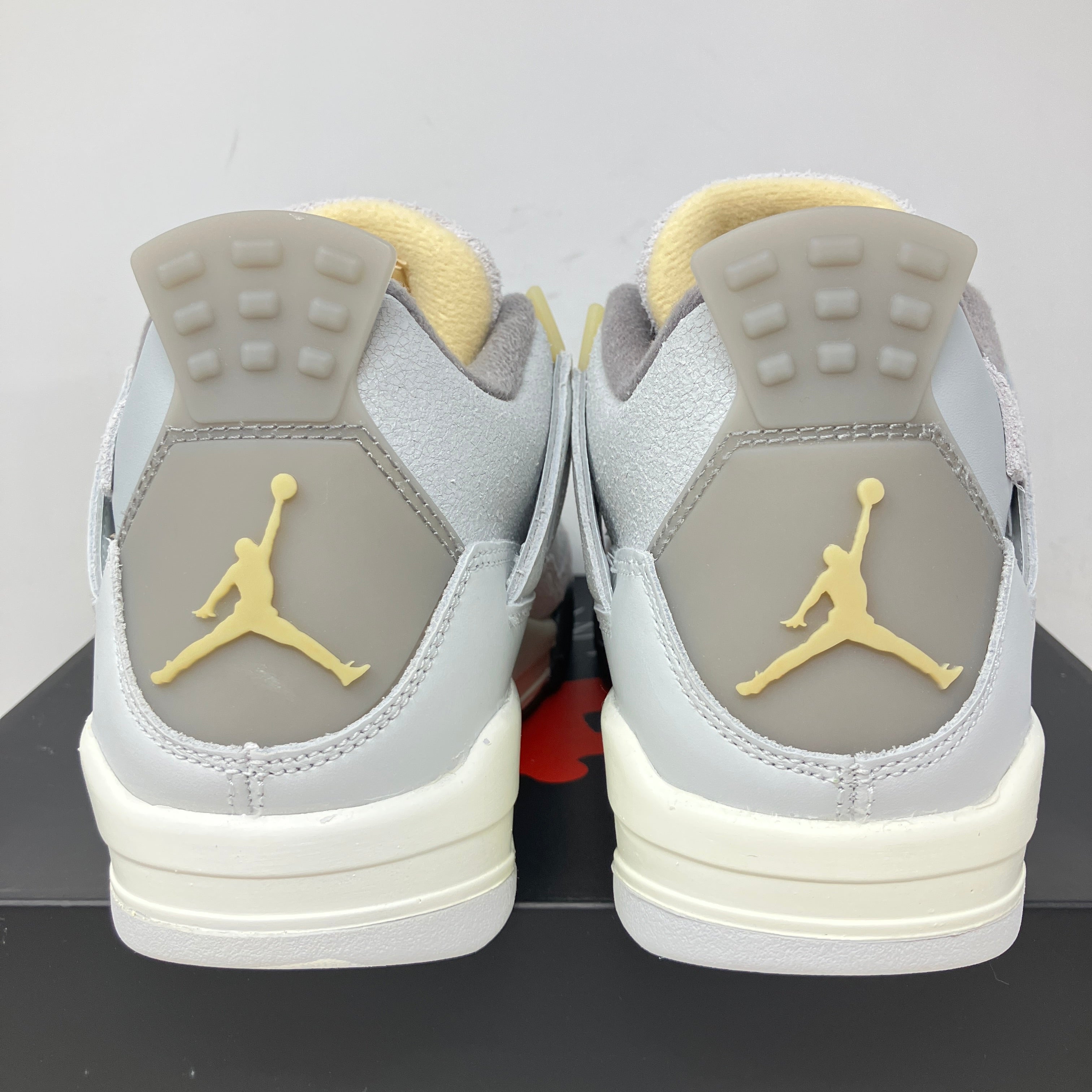 Jordan 4 Retro SE Craft Photon Dust (GS)