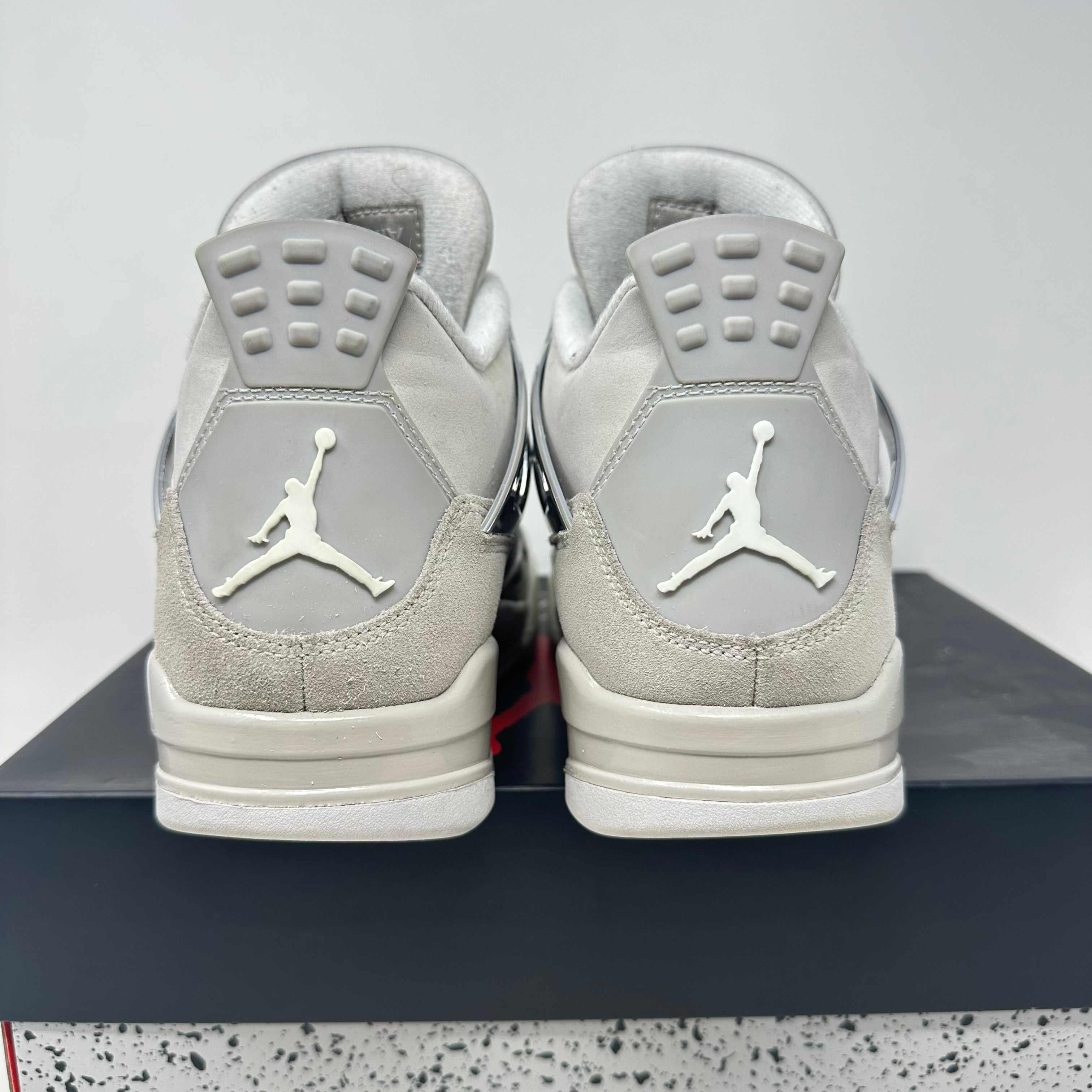 Jordan 4 Retro Frozen Moments