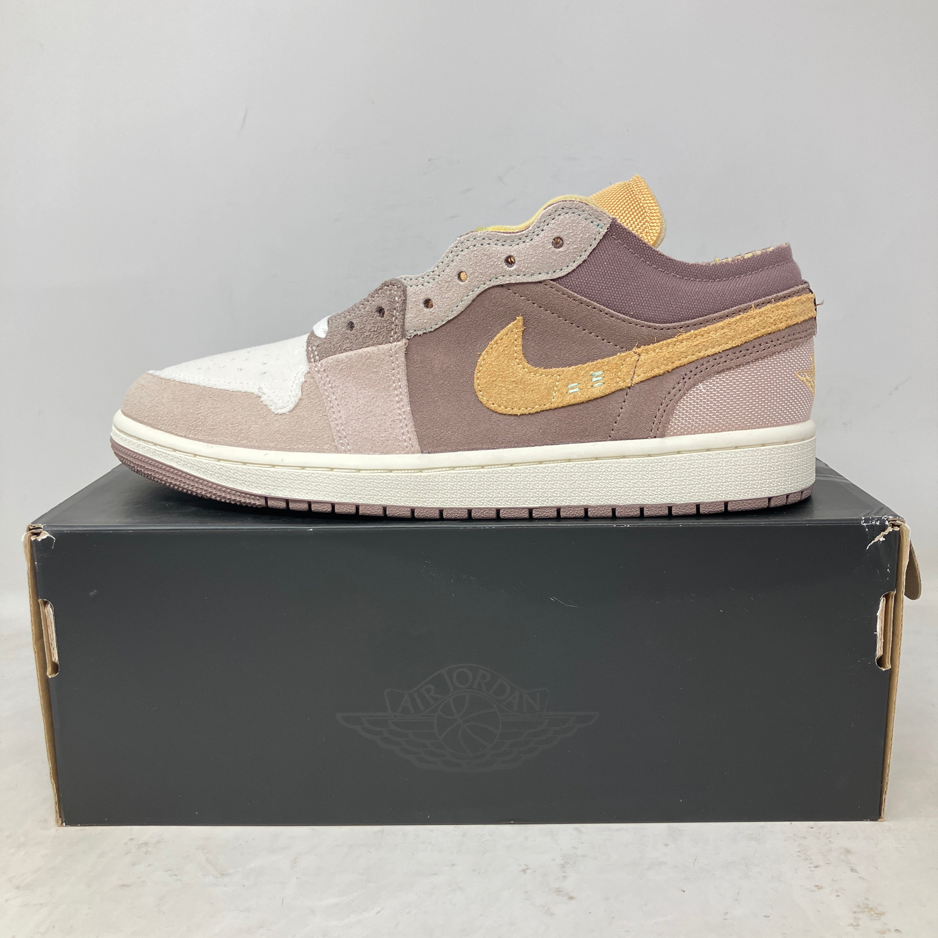 Jordan 1 Low SE Craft Taupe Haze