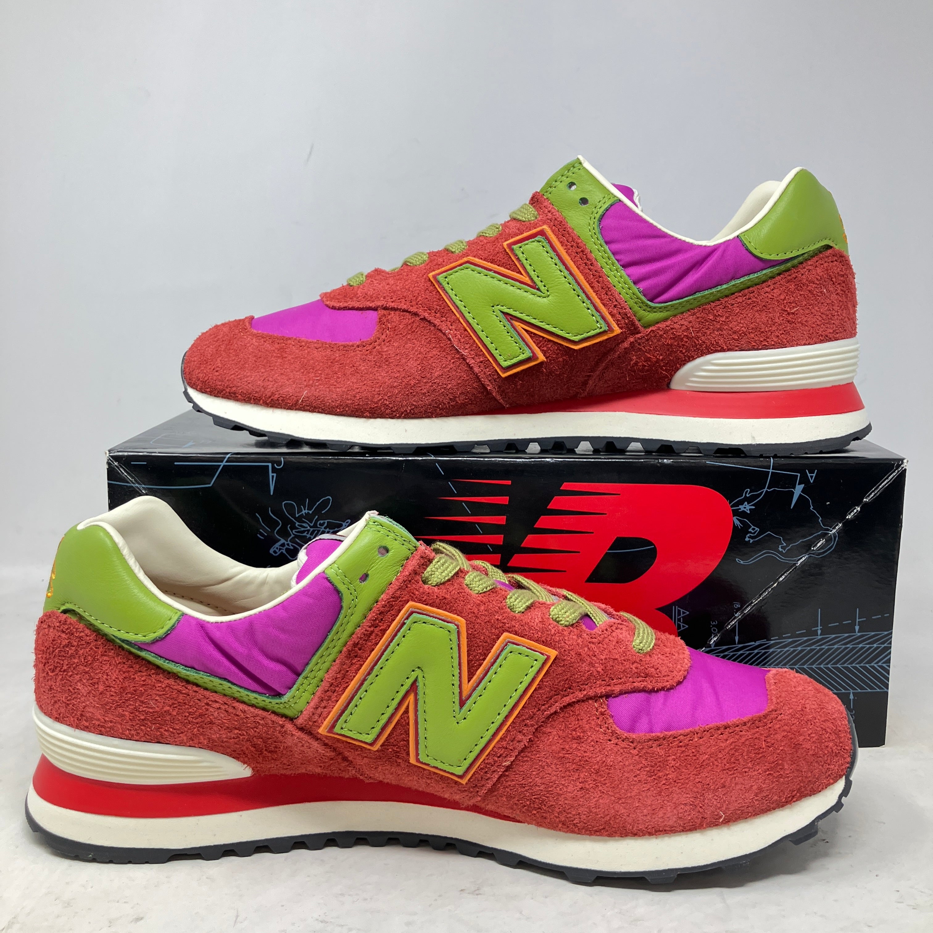 New Balance 574 Stray Rats Red