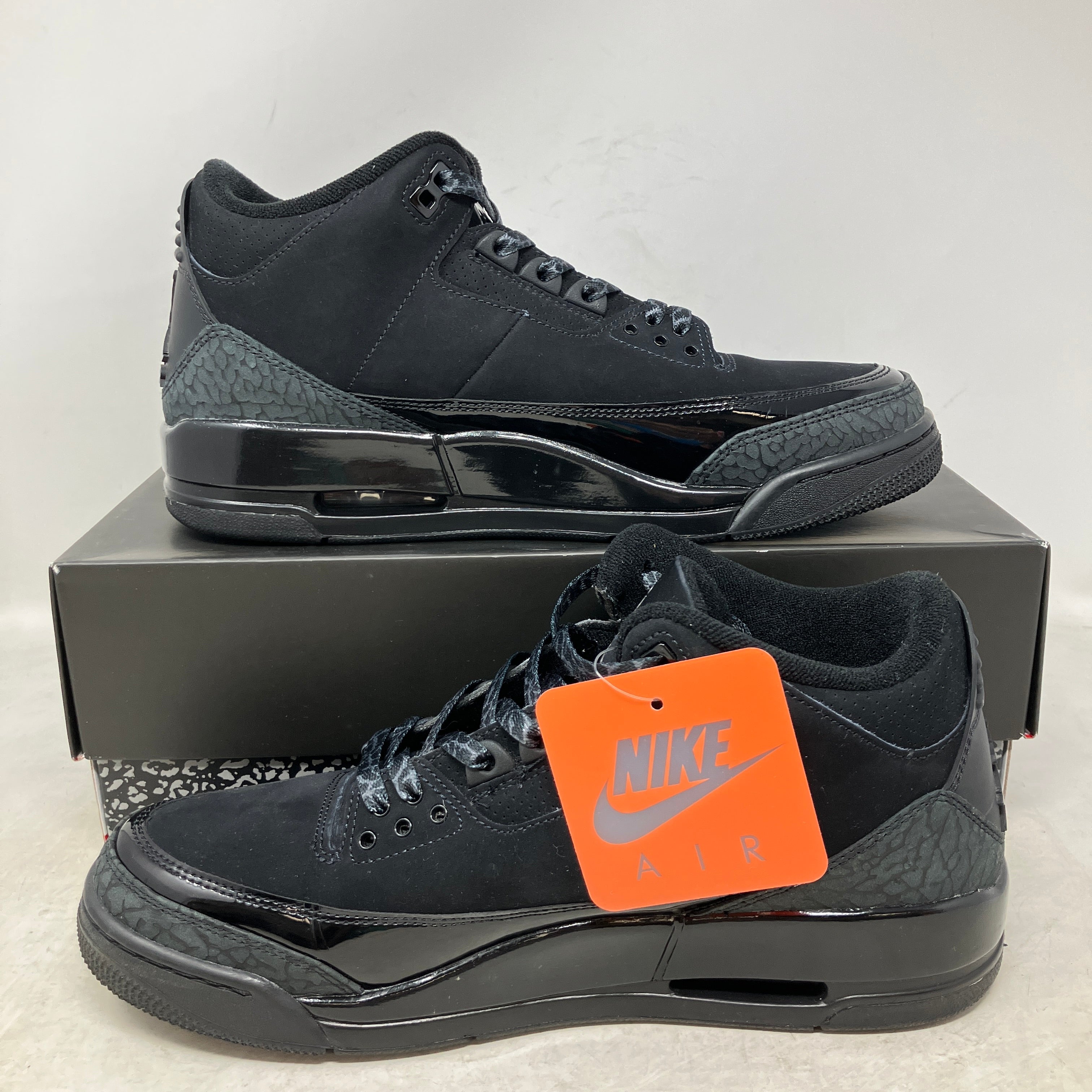 Jordan 3 Retro Black Cat (2025)