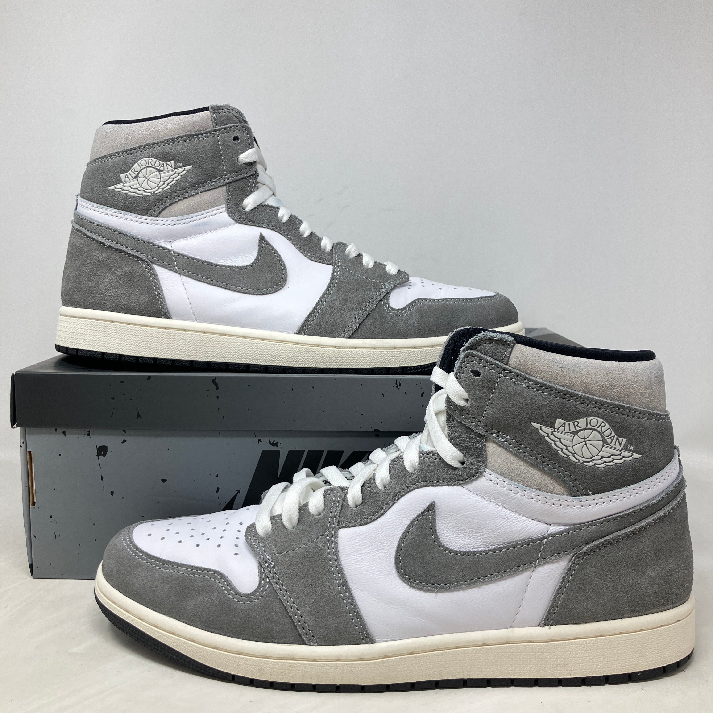 Jordan 1 Retro High OG Washed Black
