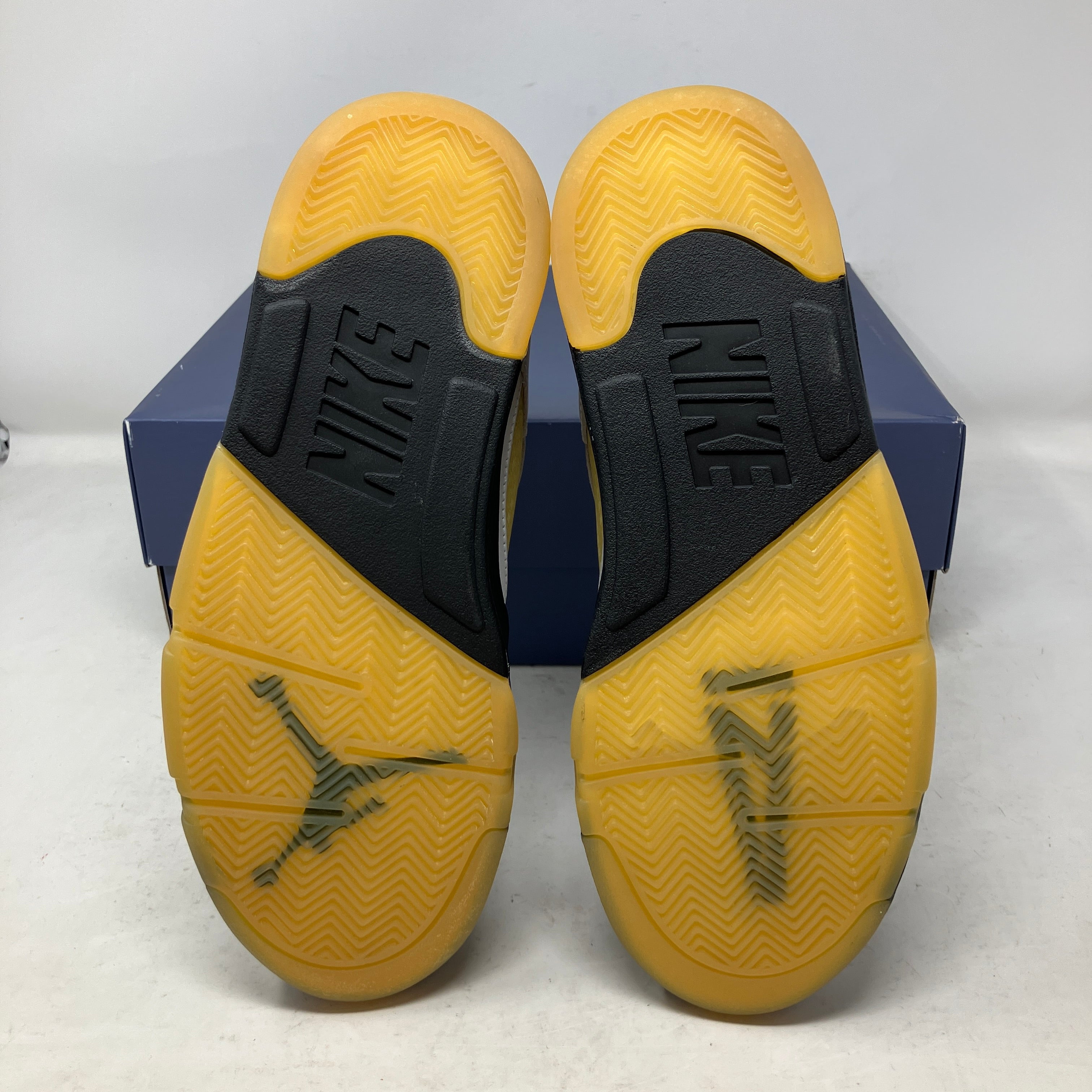 Jordan 5 Retro A Ma Maniére Dawn