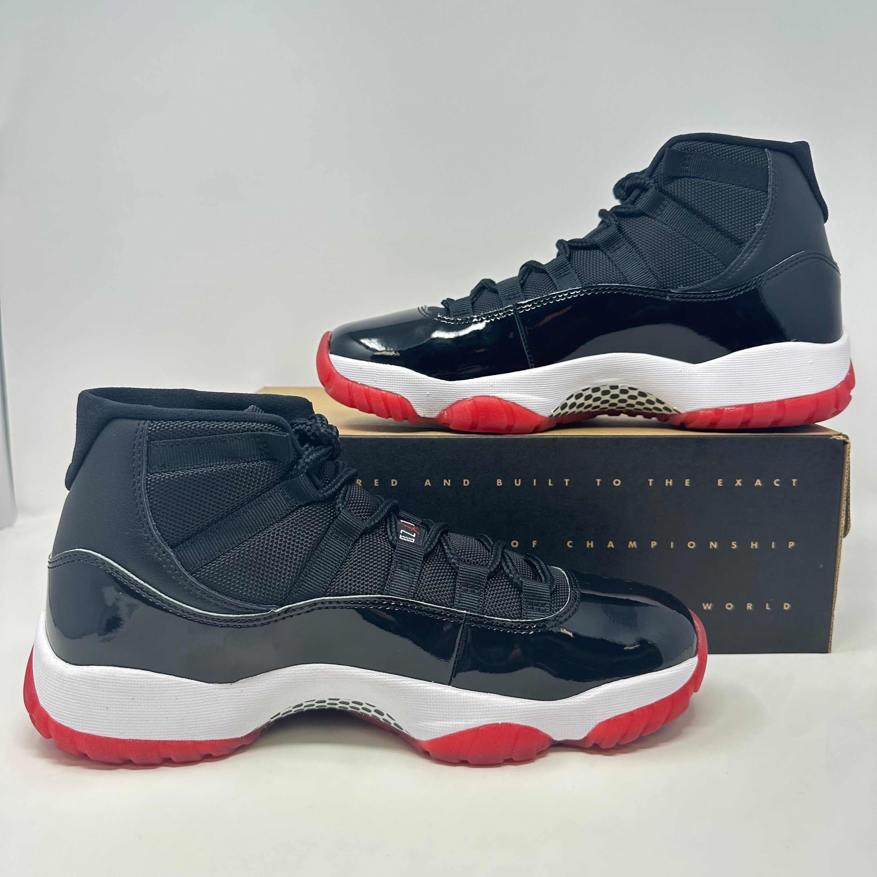 Jordan 11 Retro Playoffs Bred (2019)