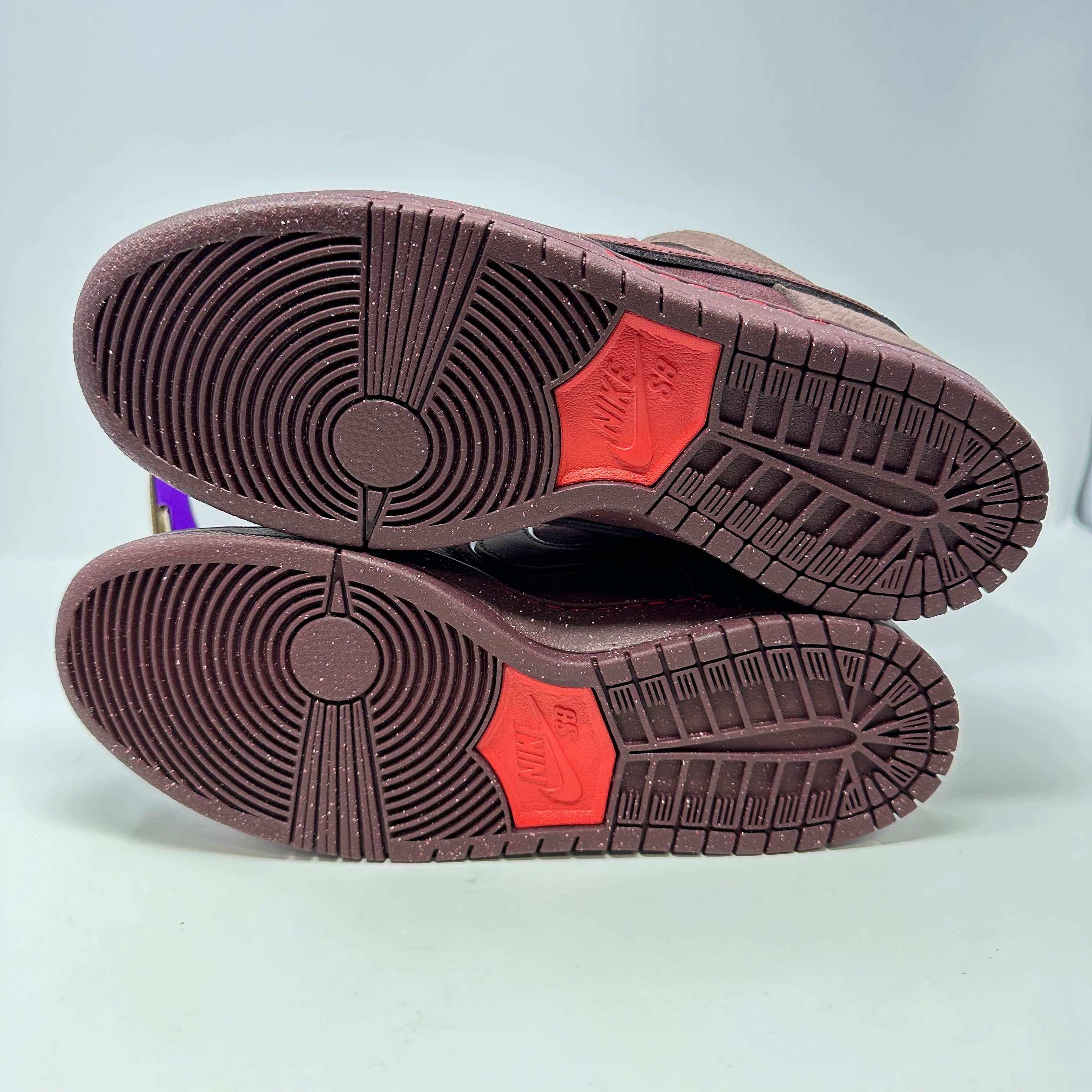 Nike SB Dunk Low City Of Love Burgundy Crush
