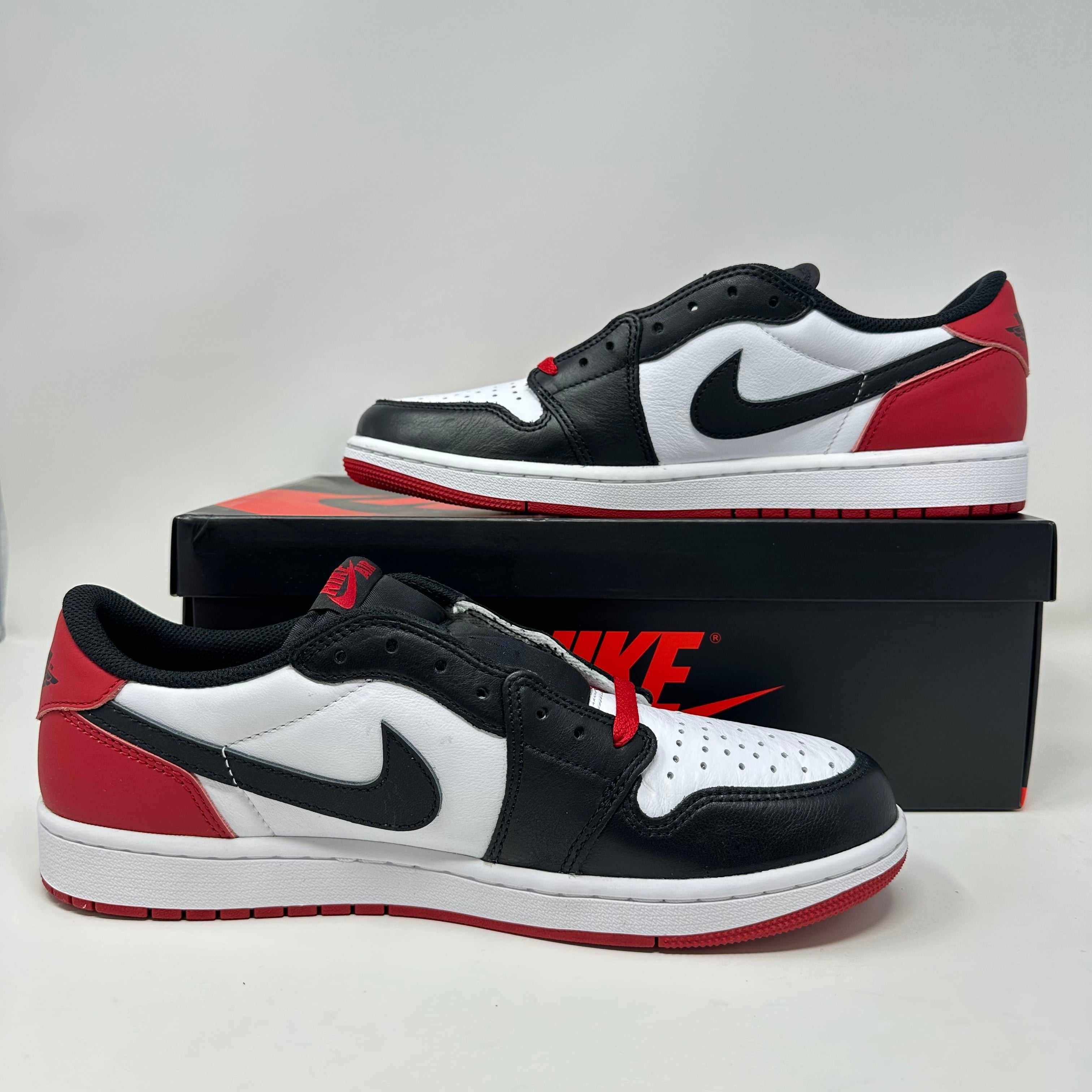 Jordan 1 Retro Low OG Black Toe (2023)