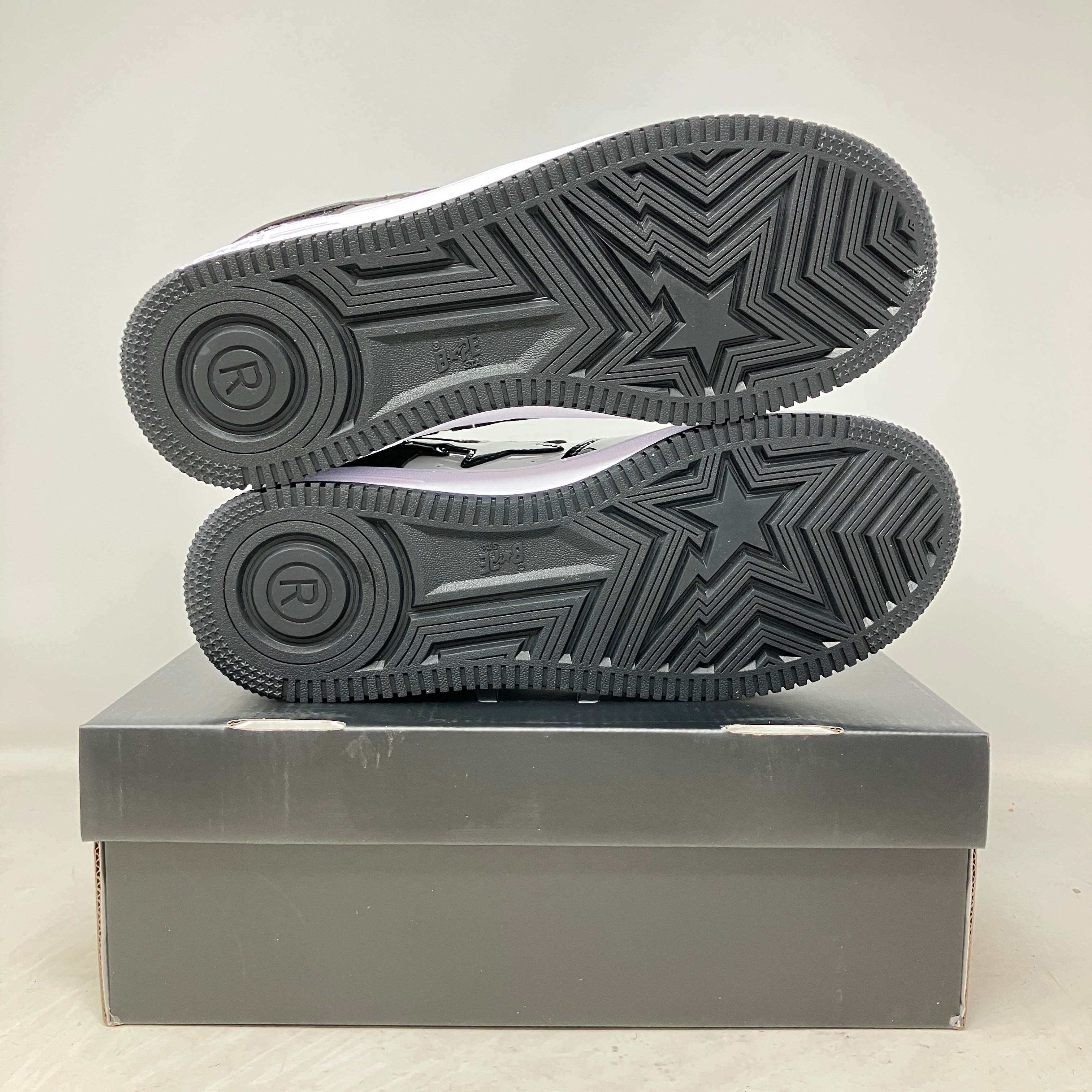 Savior Studios MF Doomstas Black/White